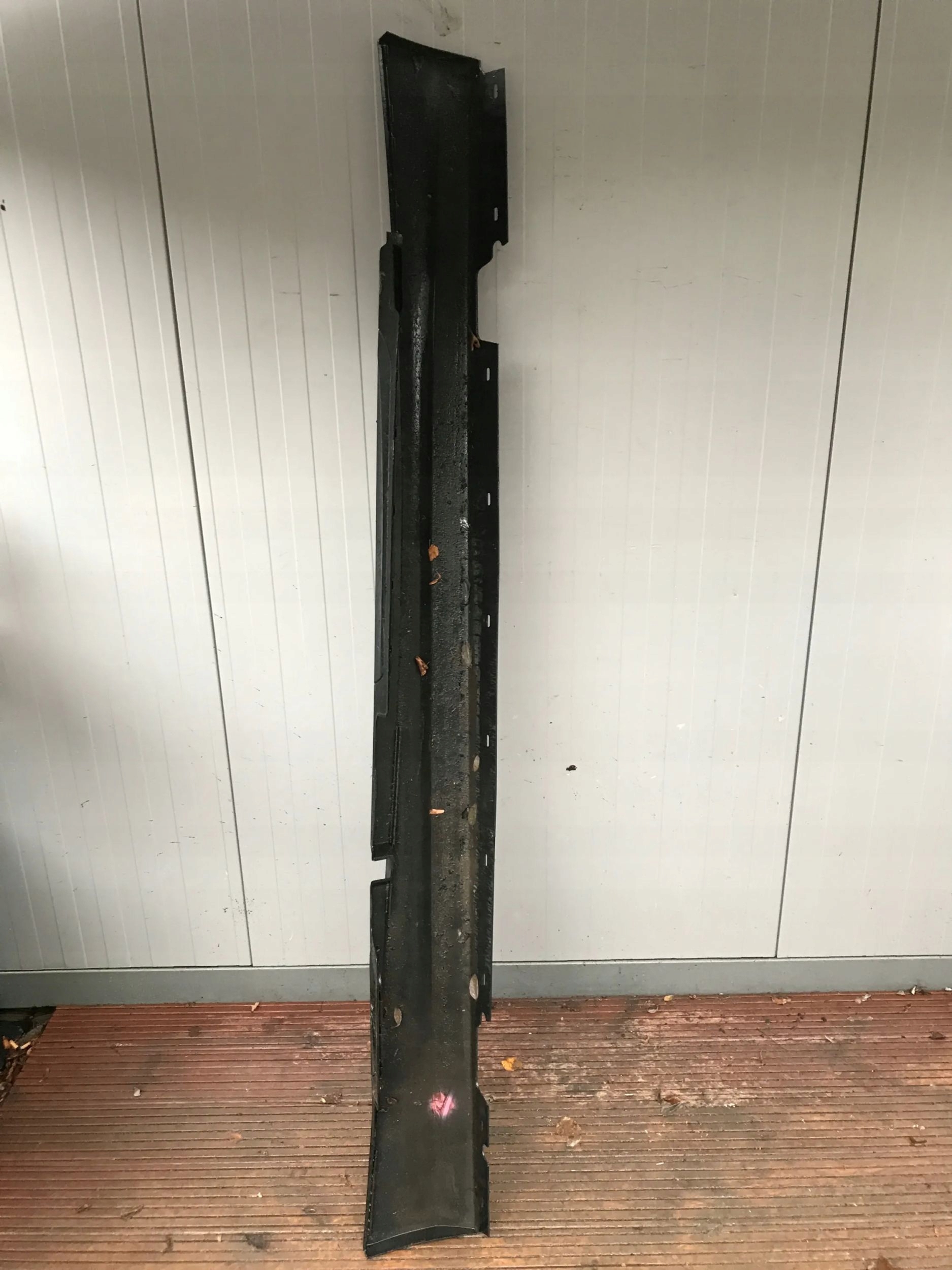 moulding threshold left BMW 1 E87 7184353