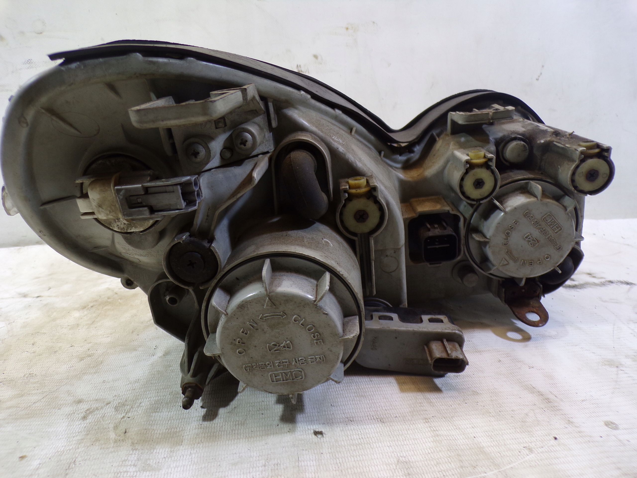 light left front front HYUNDAI SONATA IV 4 (1)