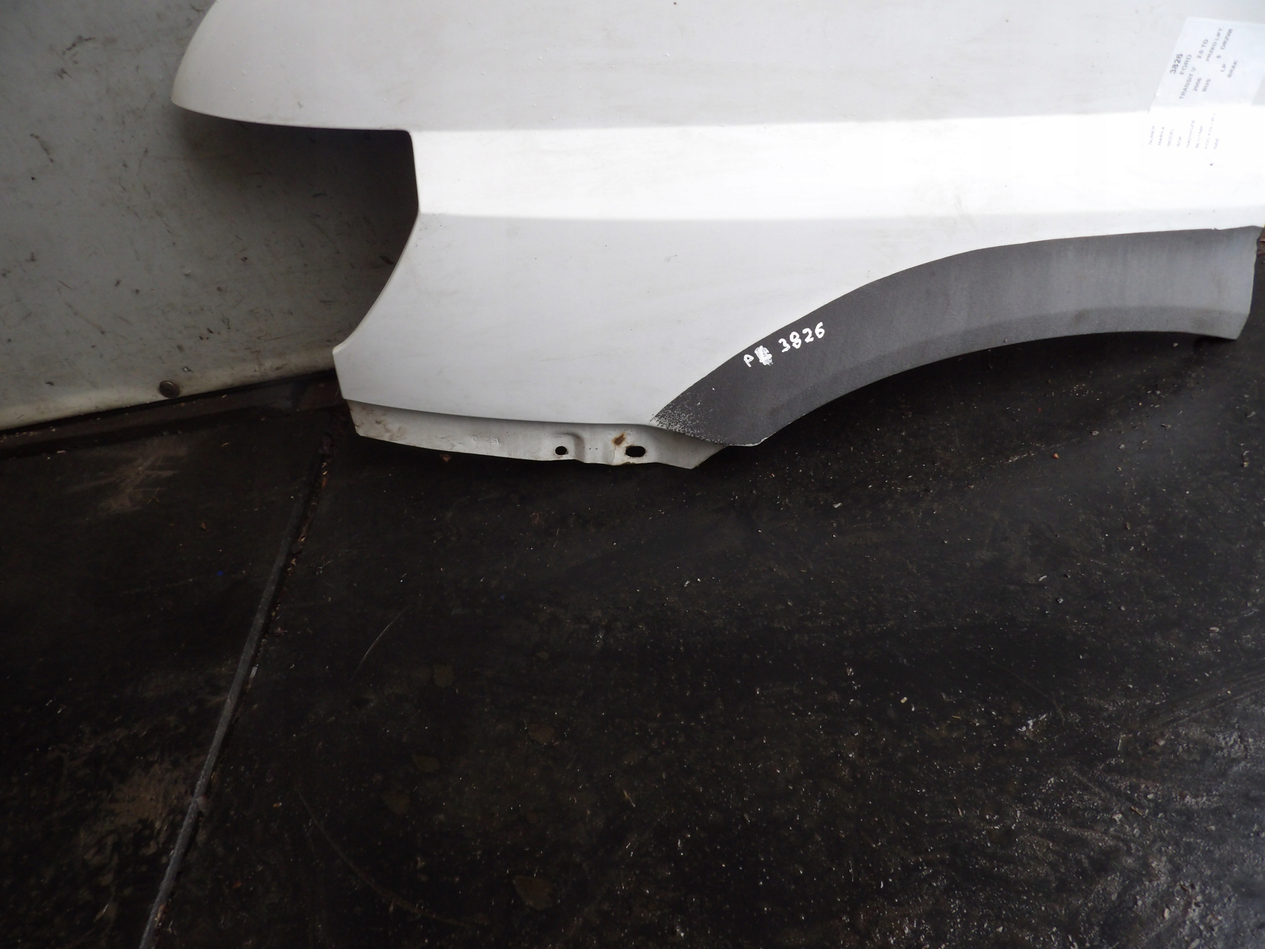 Ford Transit V fender front left