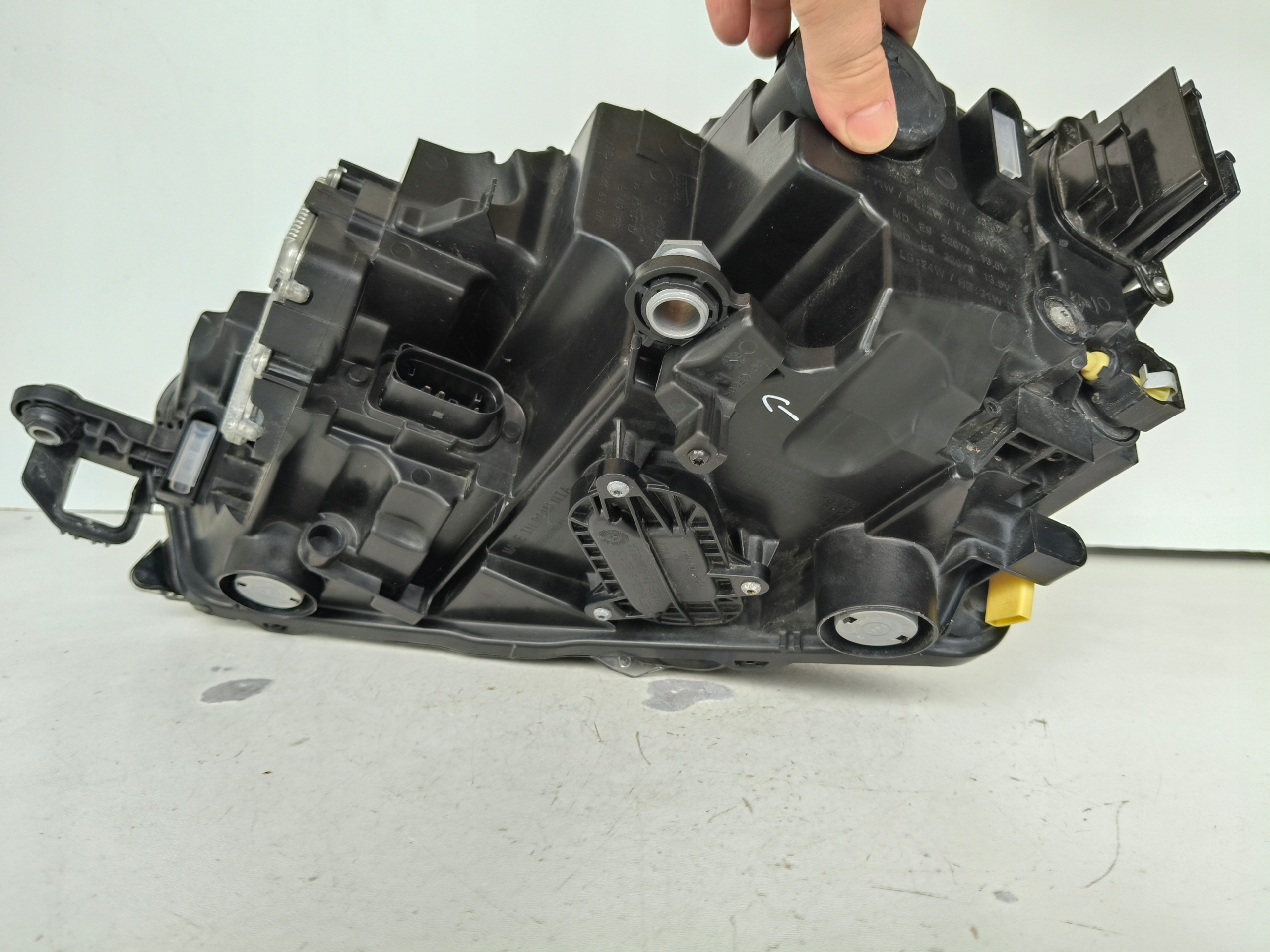 light right REFLEKTOR SKODA SCALA 657 18- FULL LED