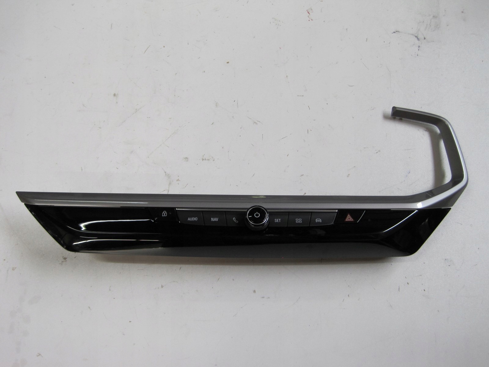PANEL RADIA OPEL GRANDLAND X 98393984
