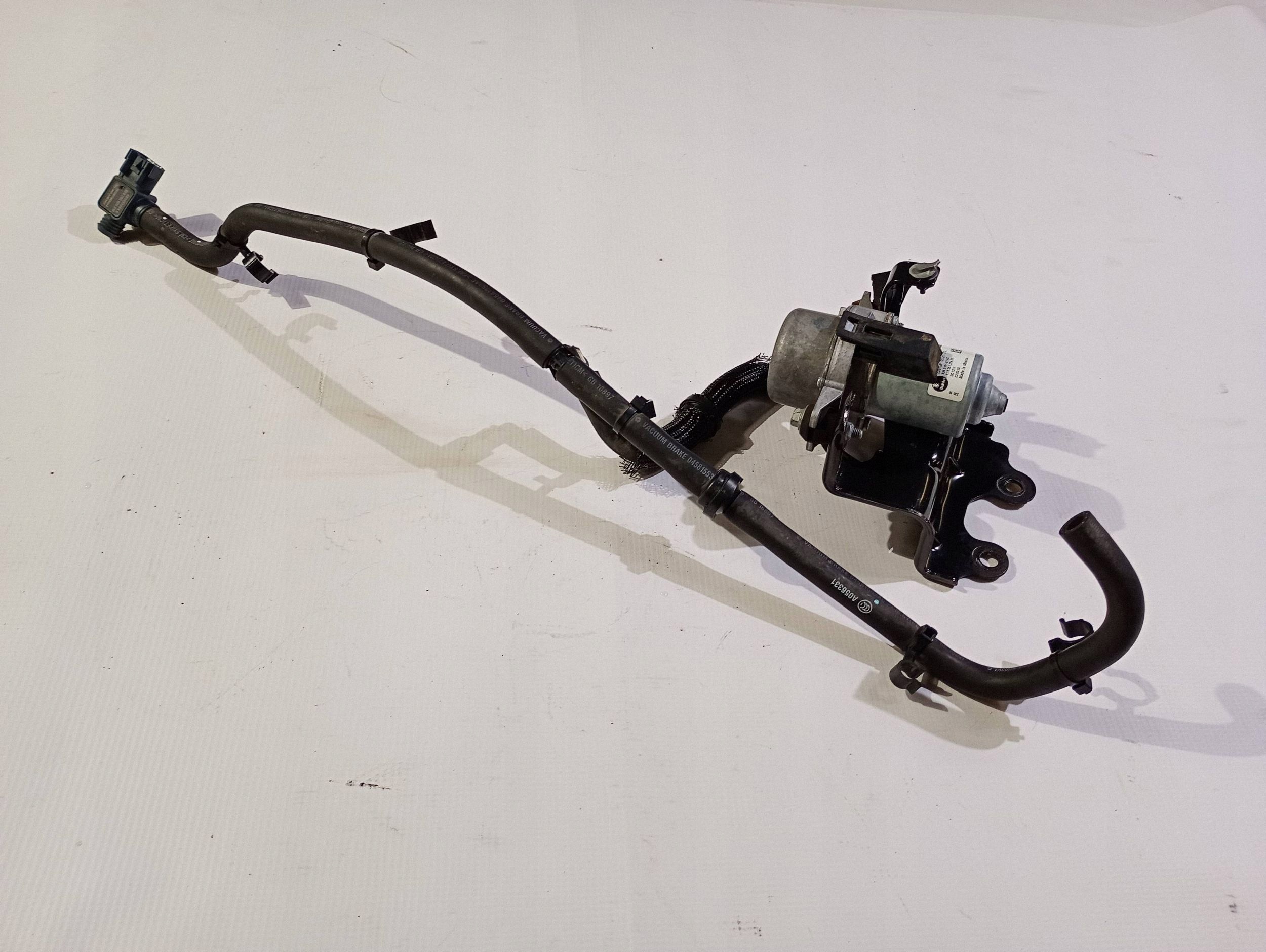 Pompe à vide vacum ukladu Frein Dodge Challenger 2015