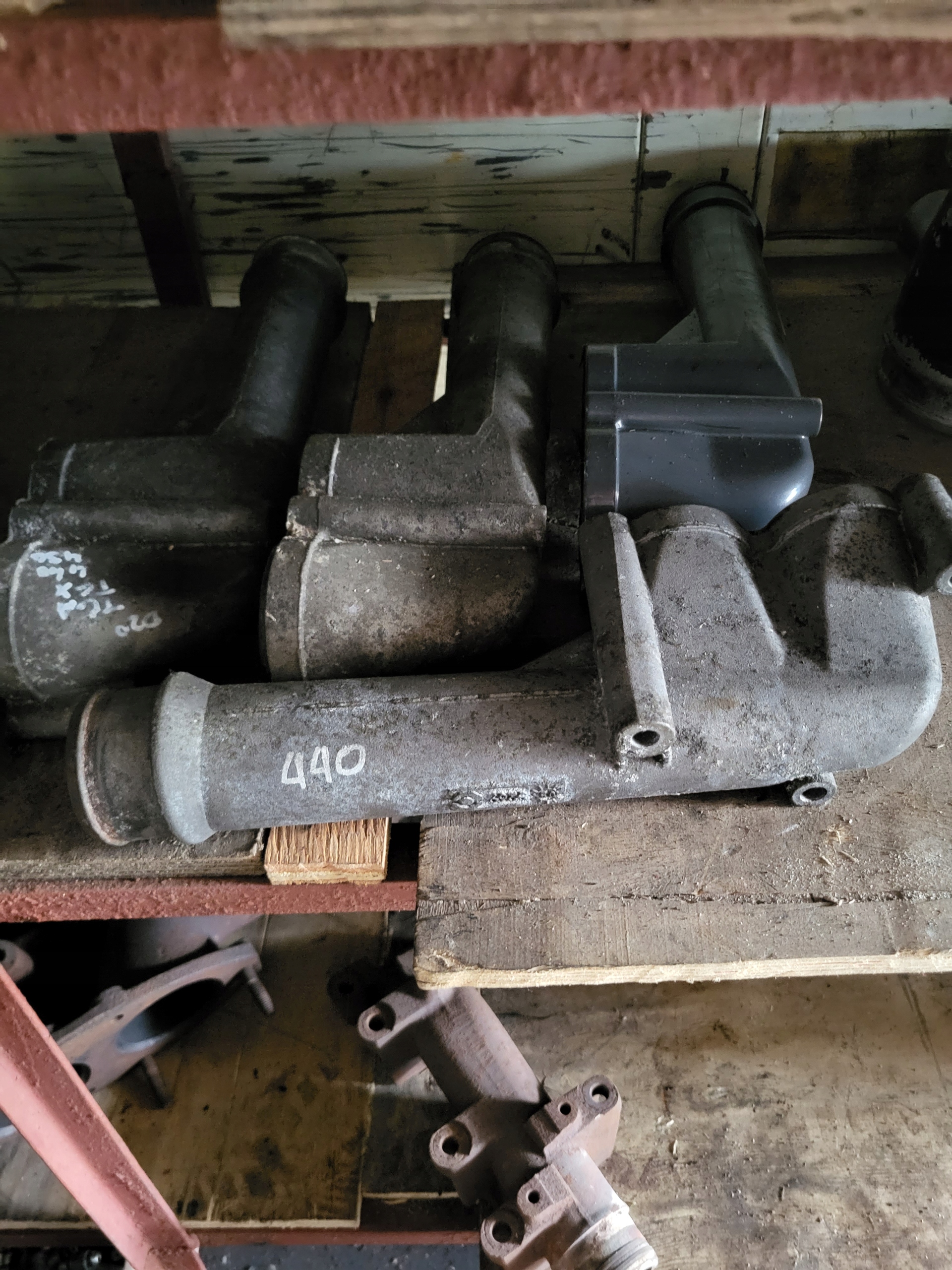 Obudowa Termostatu termostat MAN TGA TGX TGS