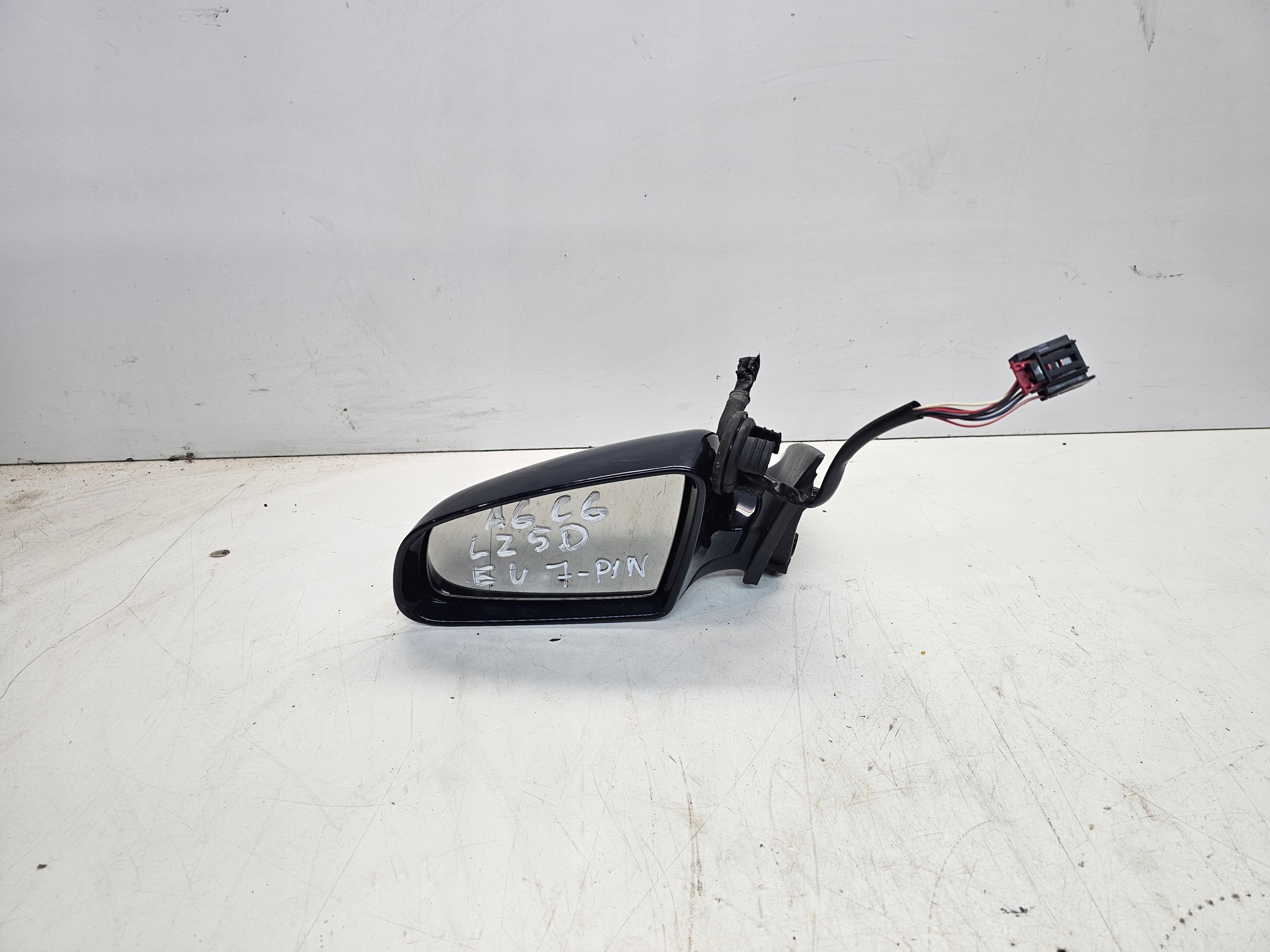 mirror left front AUDI A6 C6 LZ5D 7-PIN EUROPA