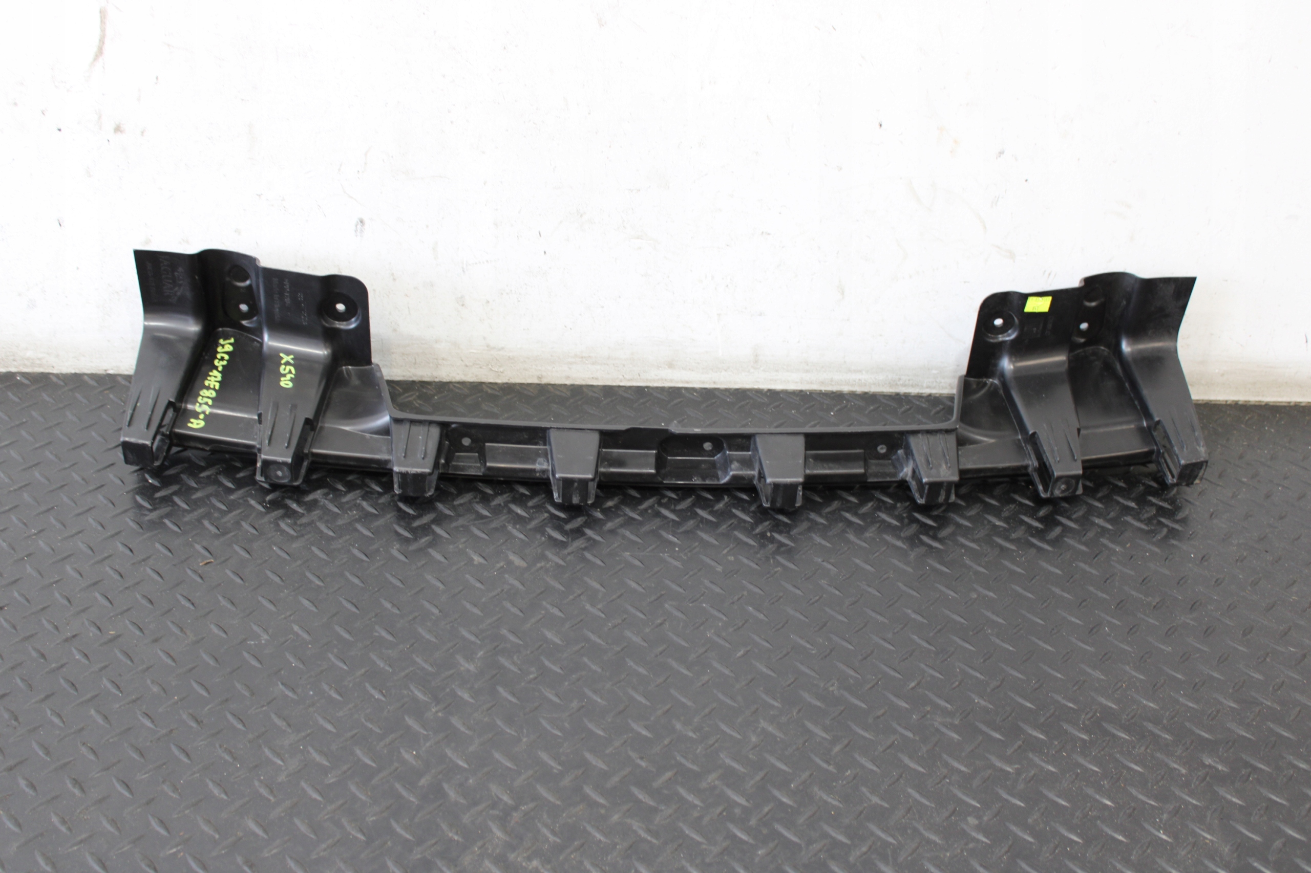 Support Support plaque Pare choc Arrière JAGUAR E-PACE X540 S J9C3-17E855-A