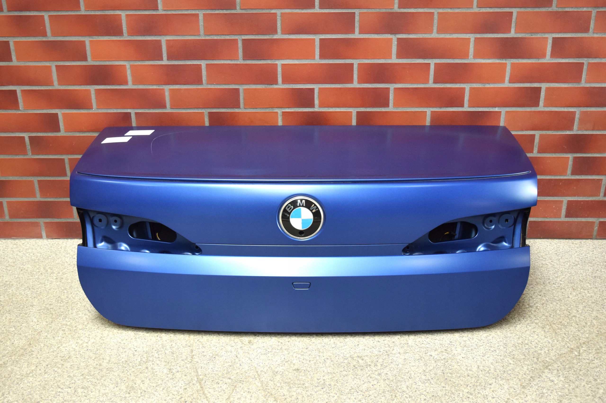 boot door rear BMW 7 G70 m-packet LOTKA