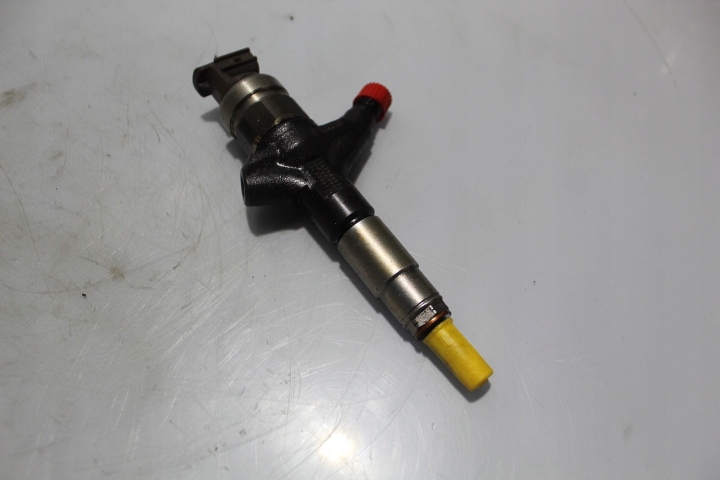 WTRYSKI WTRYSKIWACZE SUBARU FORESTER III 2.0D