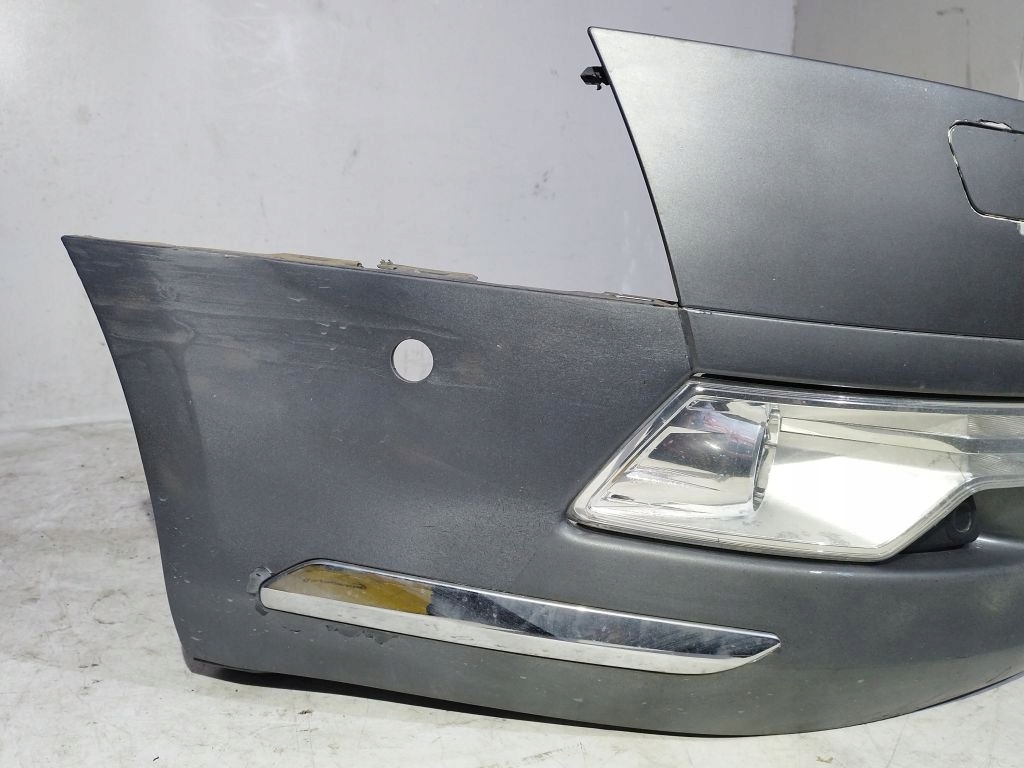 Citroen C5 II 2 X7 nárazník předek přední