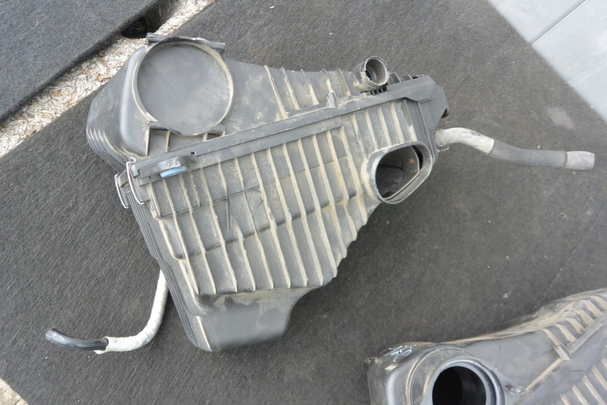 GEHÄUSE FILTER LUFT 4.2 FSI AUDI Q7 4L