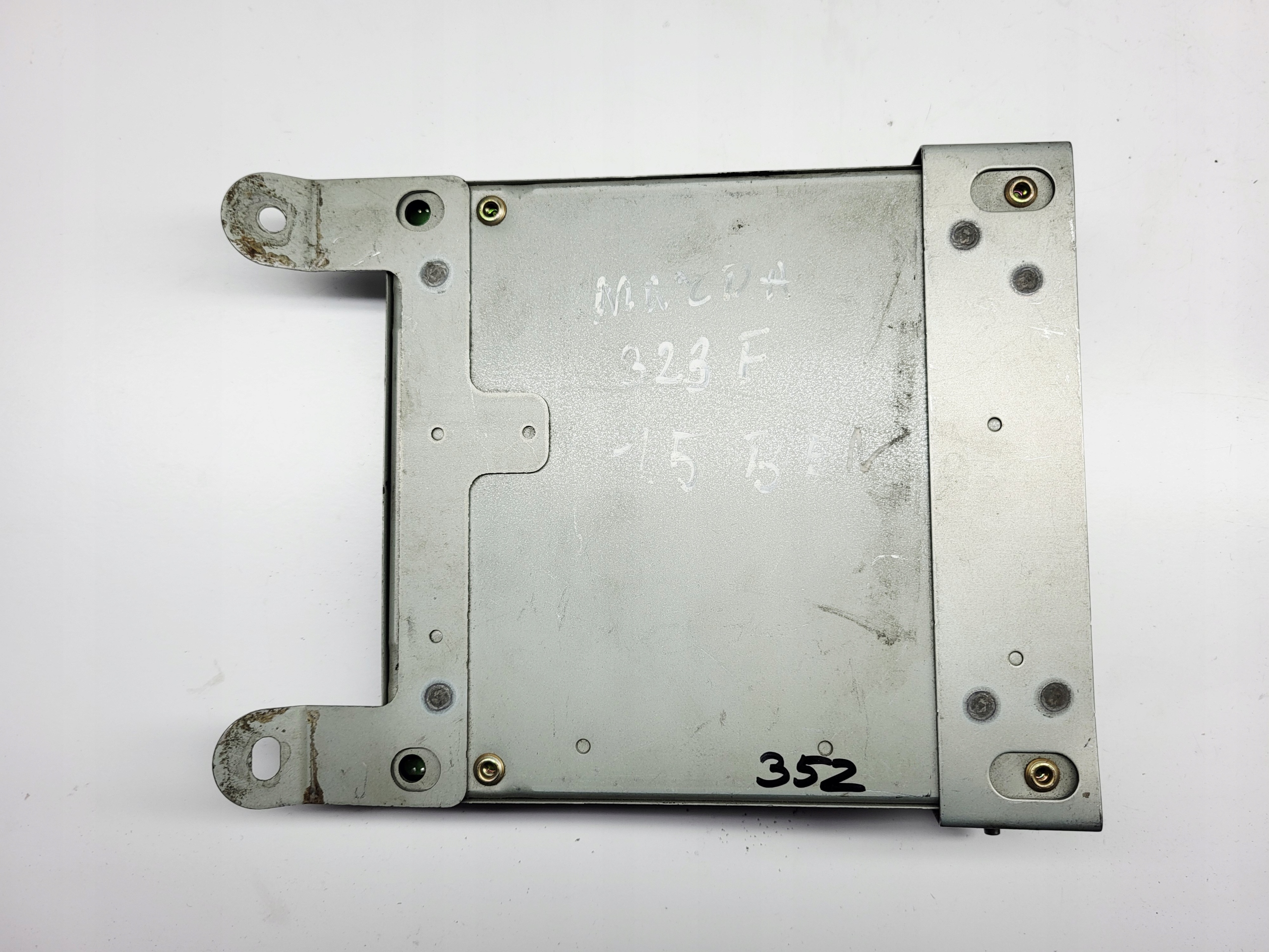computer control unit of the engine Mazda 323F 1.5 B Z5B56 Z5B5C