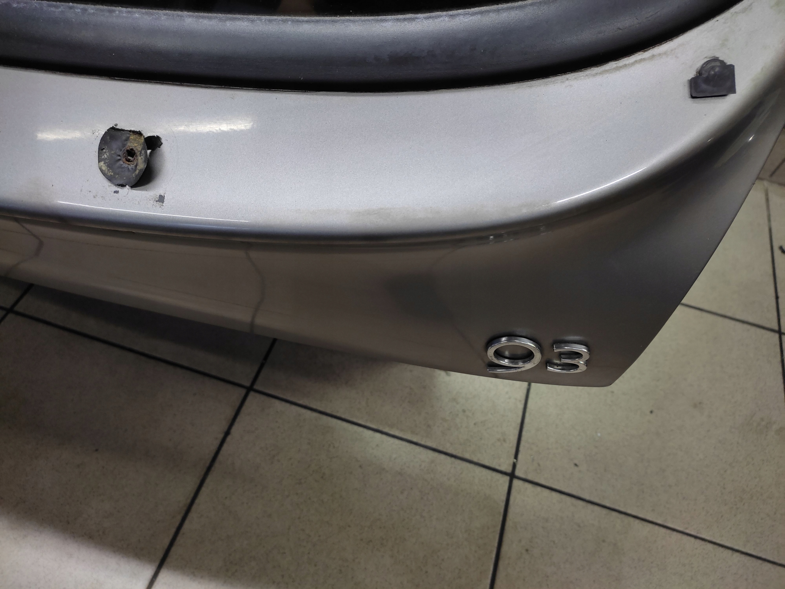 SAAB 9-3 and rear trunk door LAKIER 279