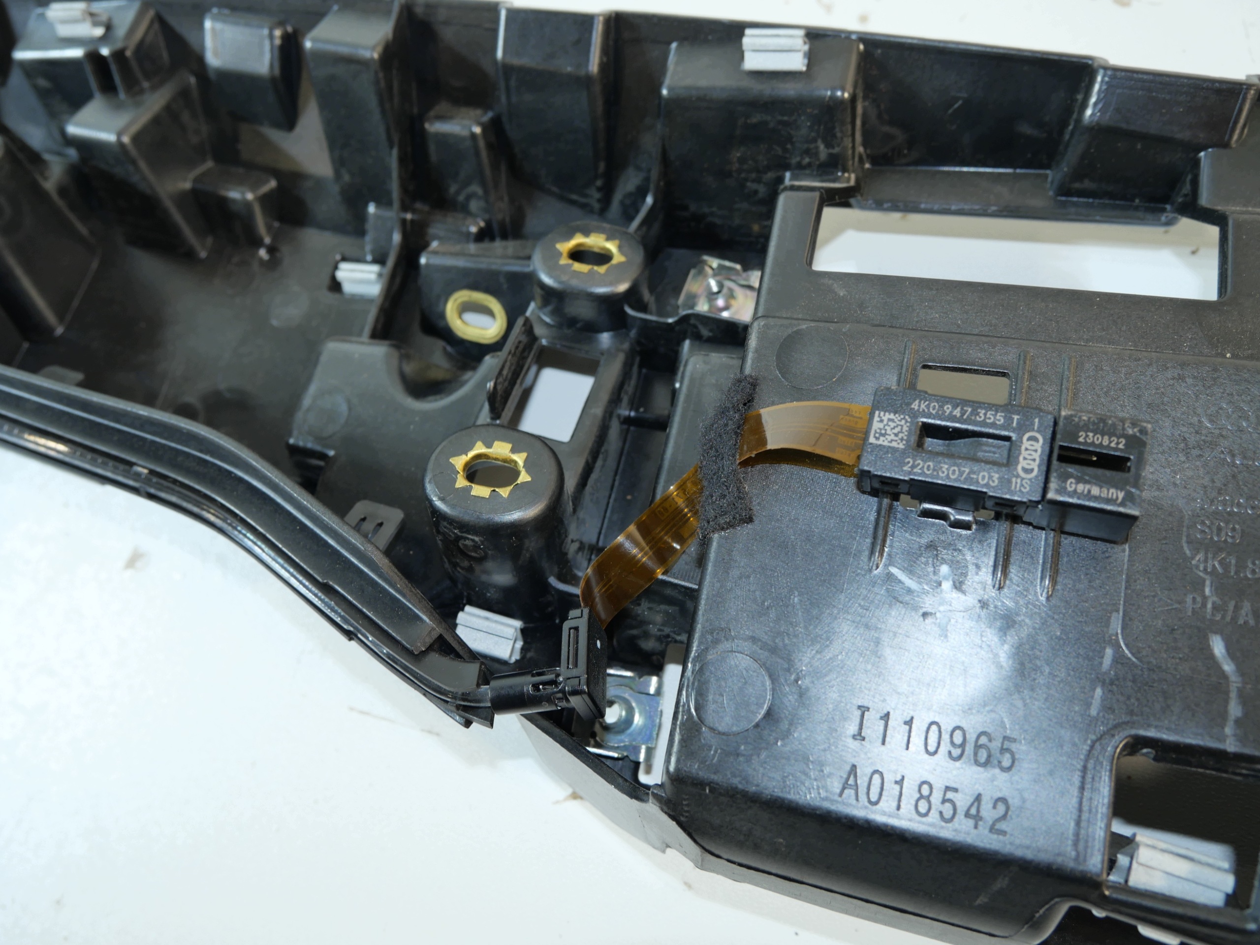 AUDI A6 A7 C8 4K moulage DEKOR console 4K1857736