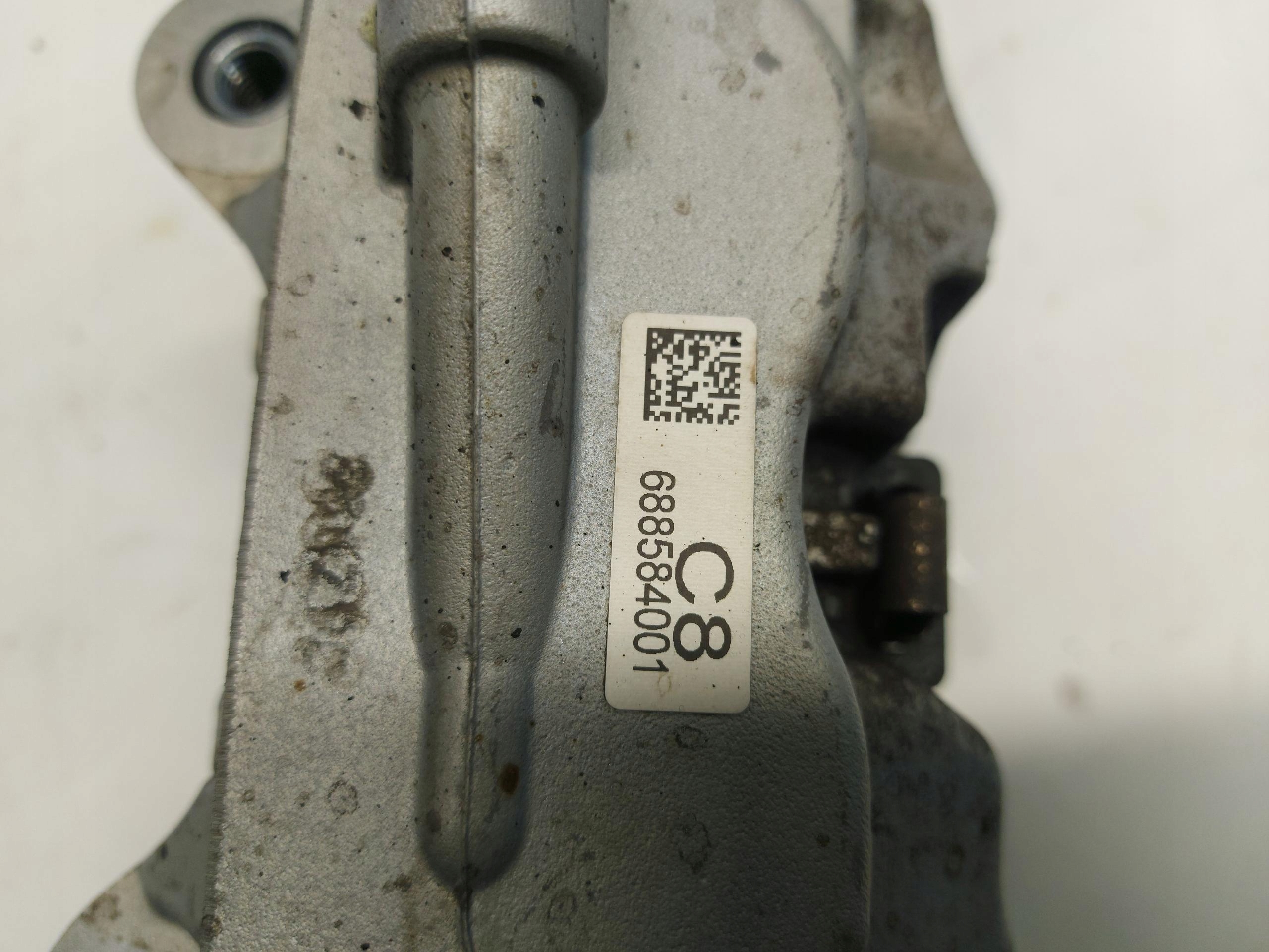 BMW G20 330e caliper brake right front 688584001