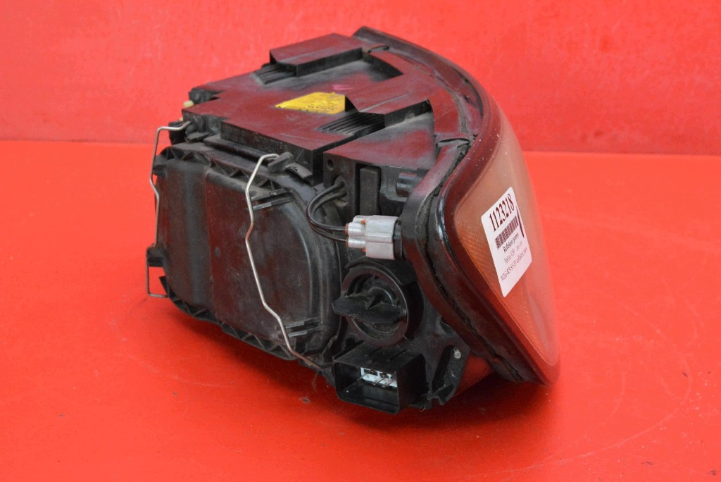 REFLEKTOR right light front lens EU 30698886 VOLVO V50 1 and 03-11