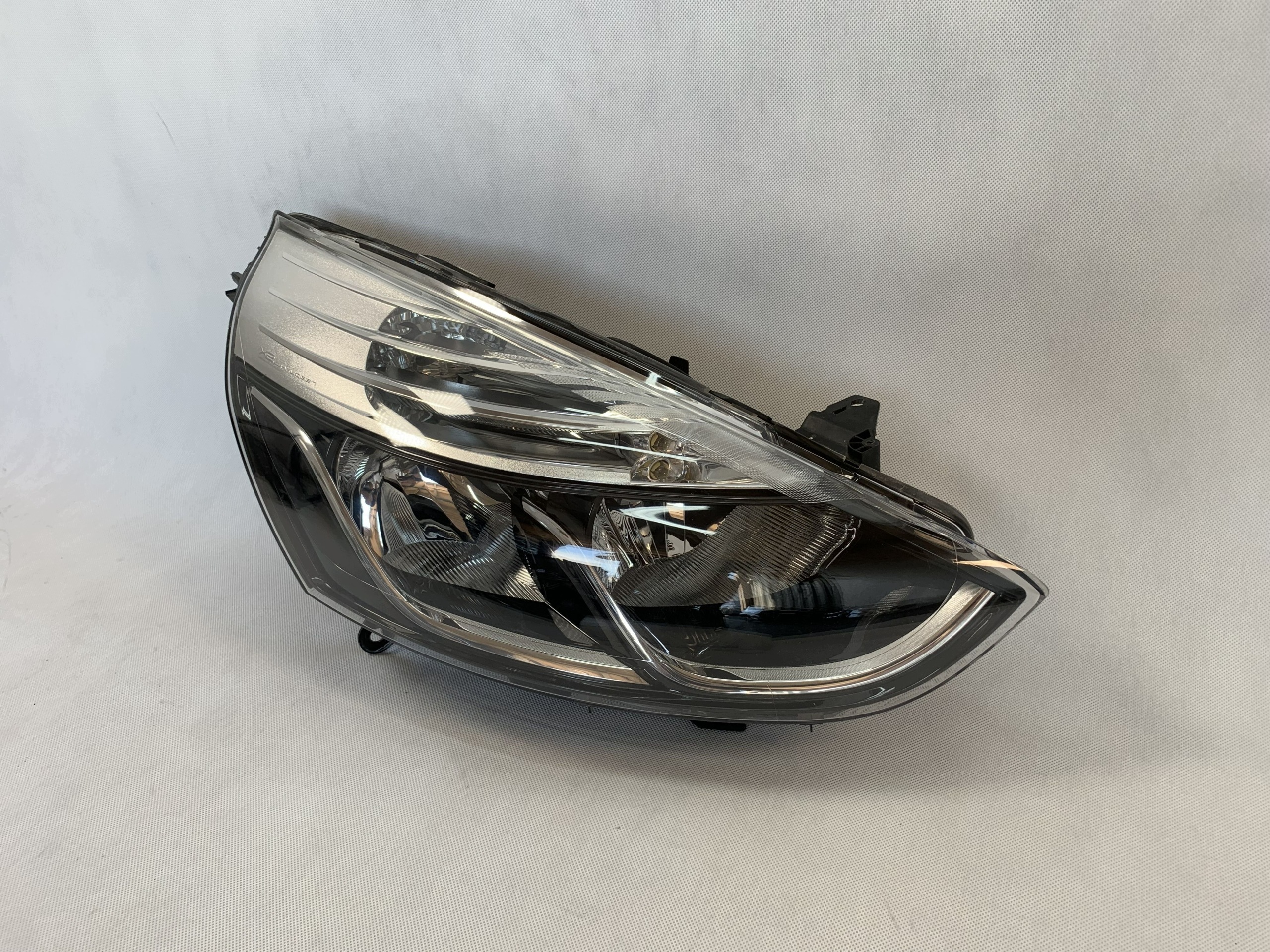 light front right reflektor Renault Clio 4 IV 12-16r 260102796R 05.26