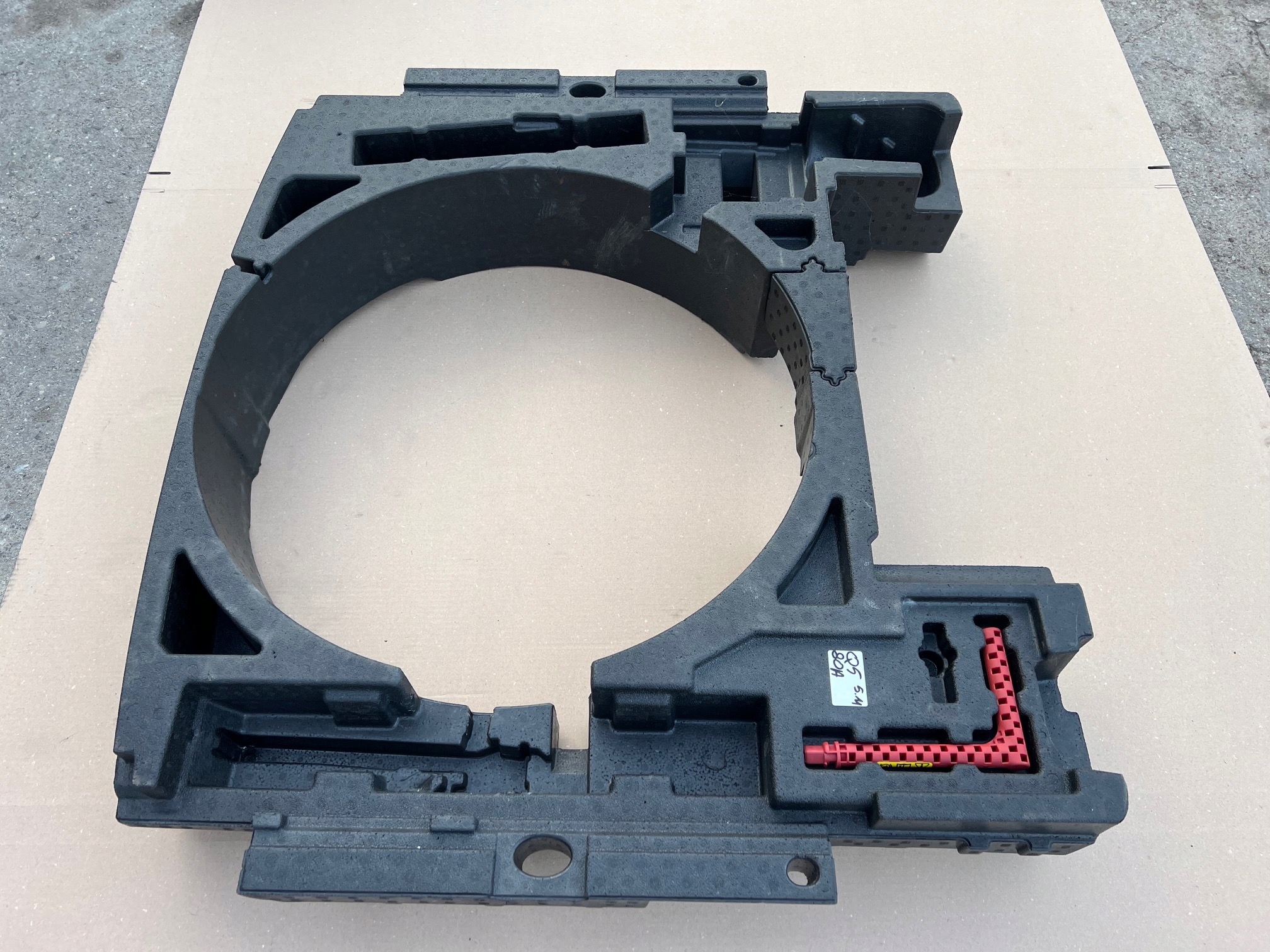 AUDI Q5 80A polystirene boot floor well 80A012109S