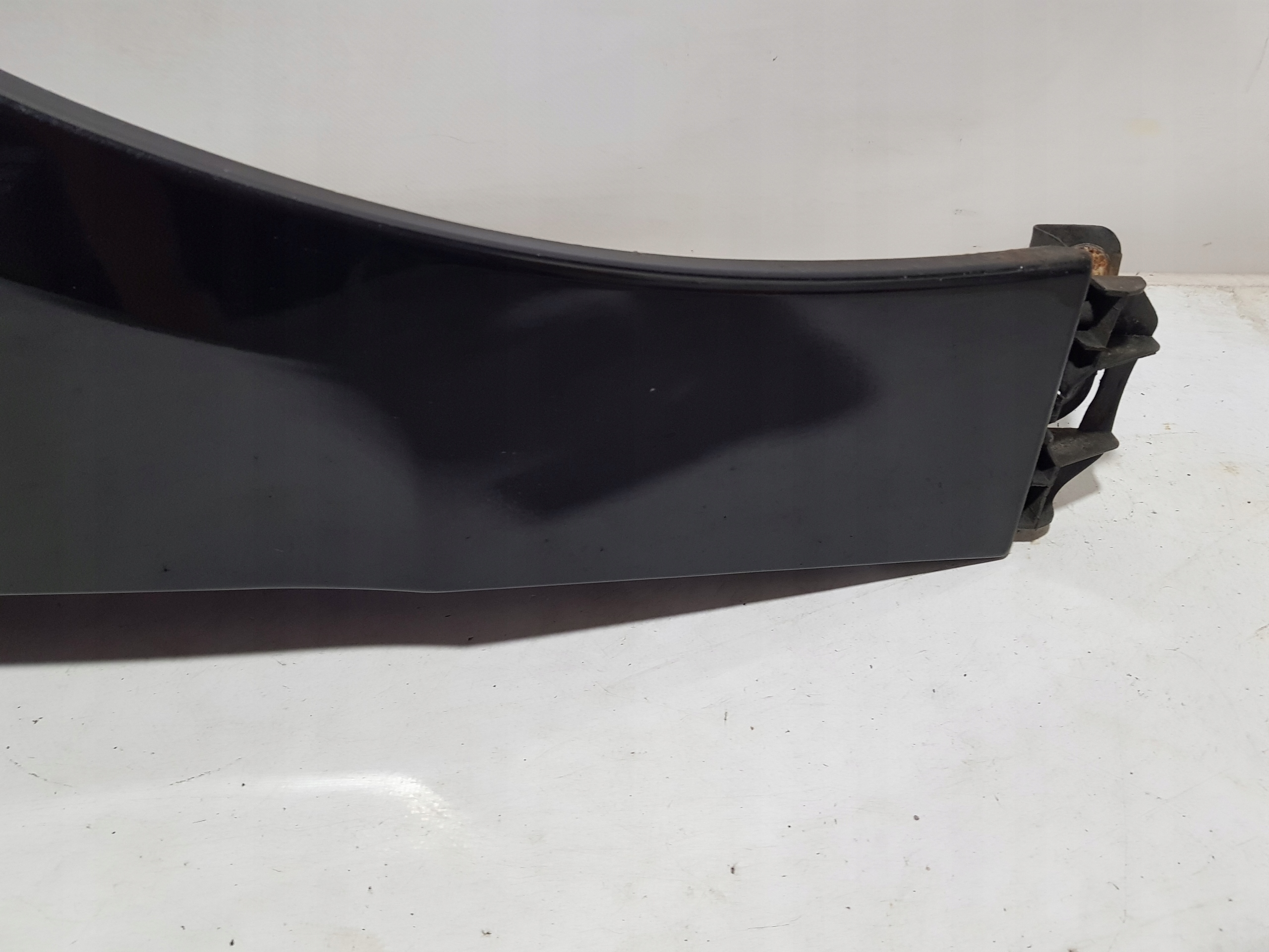fender right front MERCEDES W251 C197 197