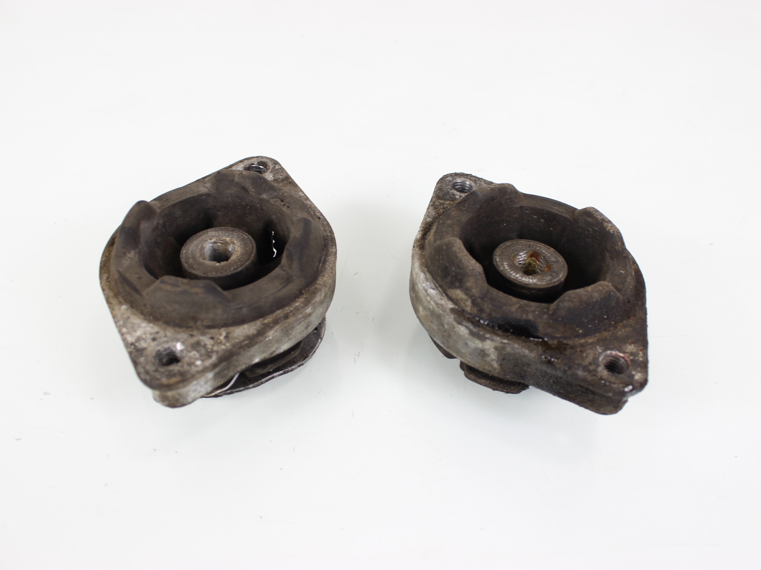 Poduszki skrzyni biegów passat b5 fl 02