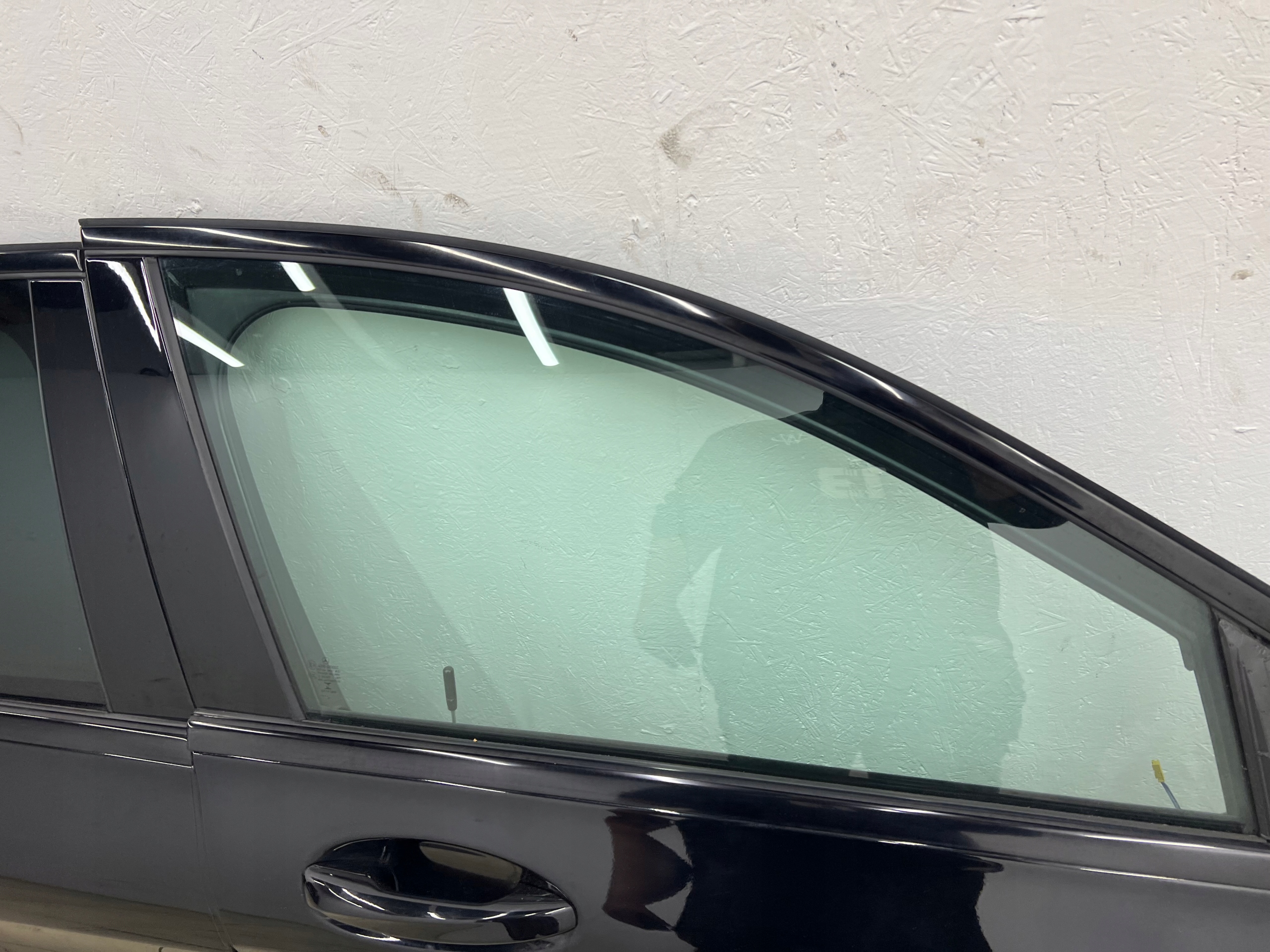 MERCEDES C W205 complete door right front front 040 W colour