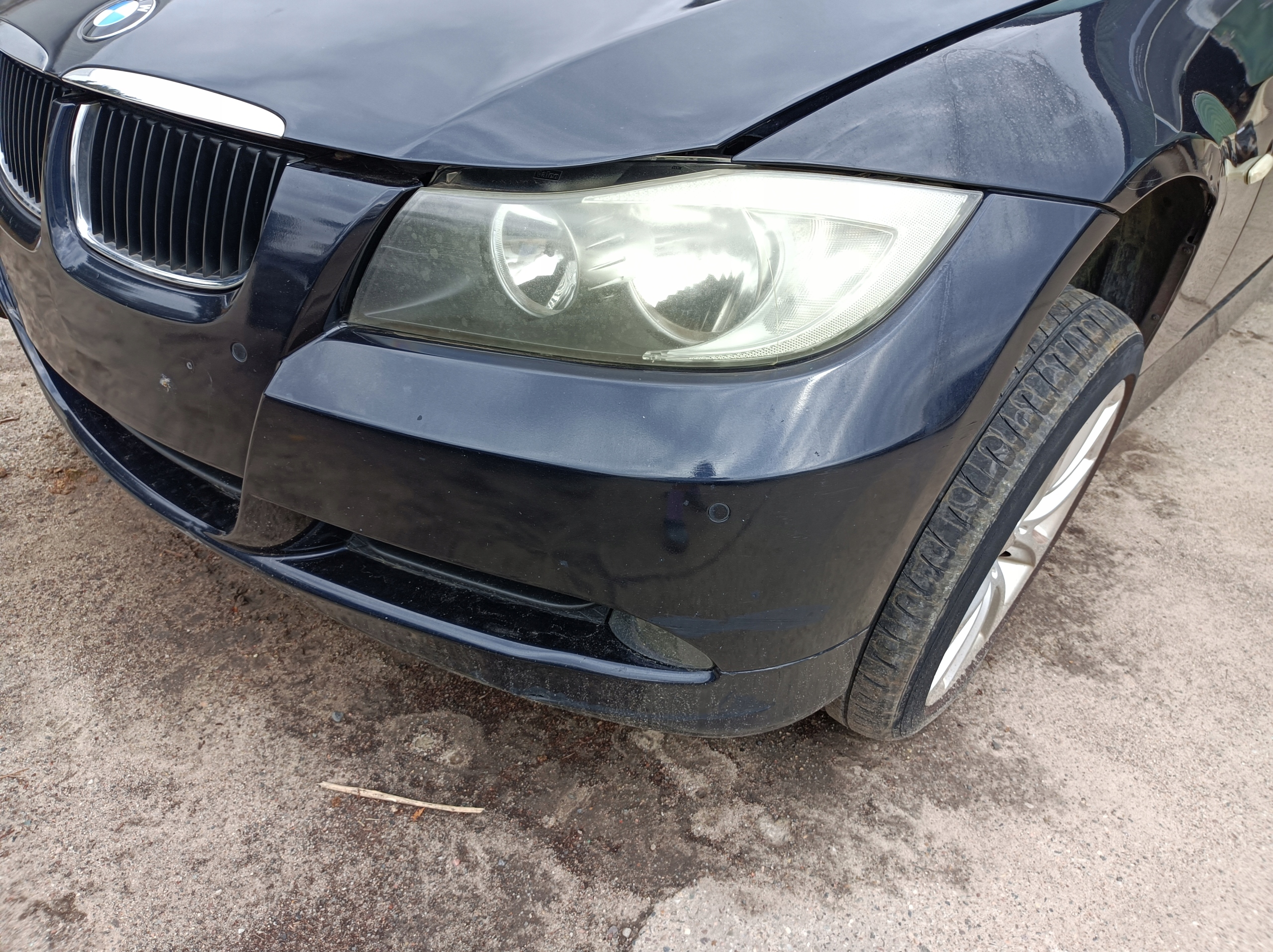 light left front UK BMW E90 E91 6942723-08