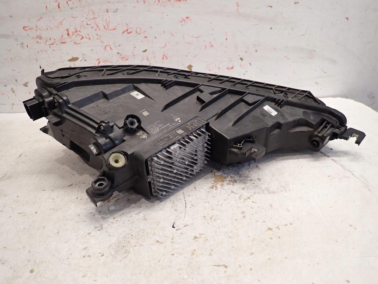 light front front left AUDI E-TRON GT 2021- FULL LED LASER 4J3941085