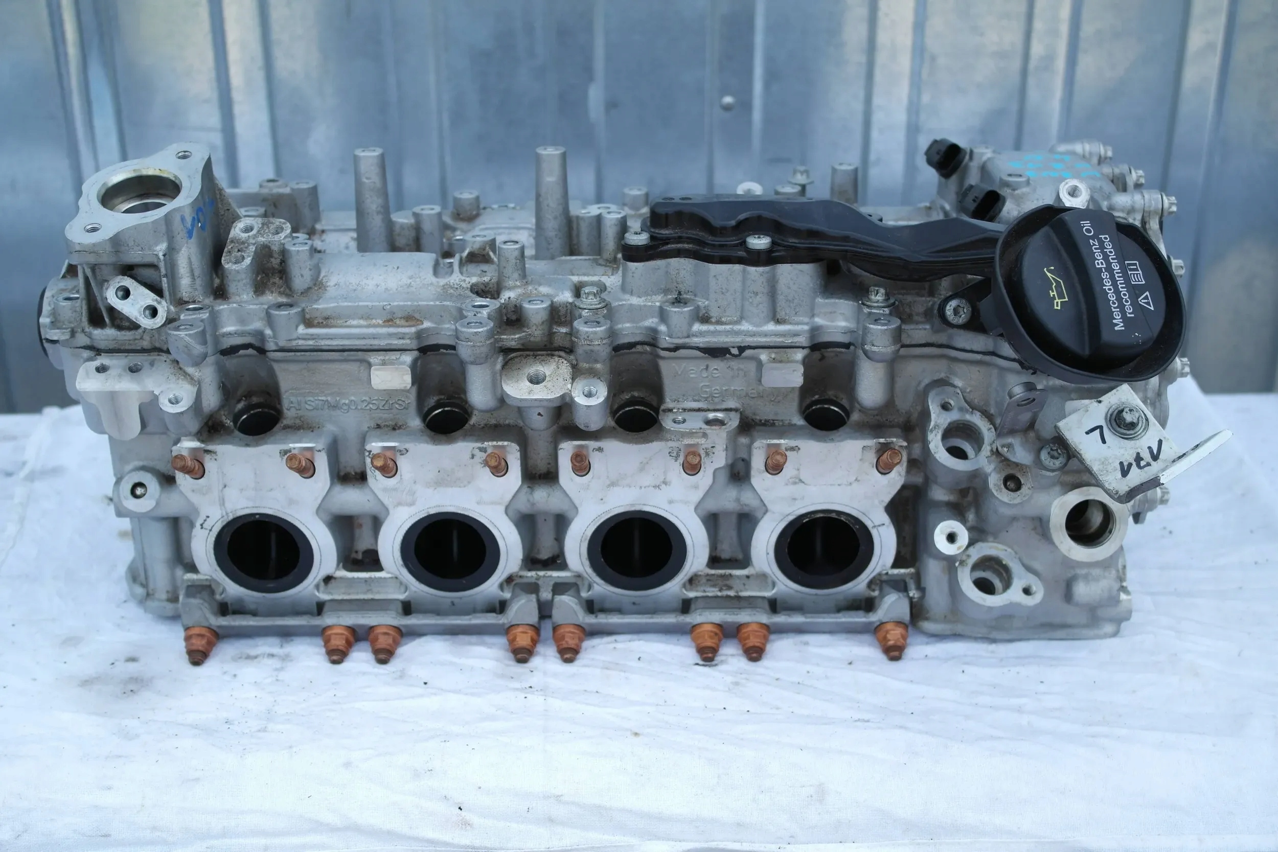 Mercedes-Benz C AMG W205 2019 Głowice