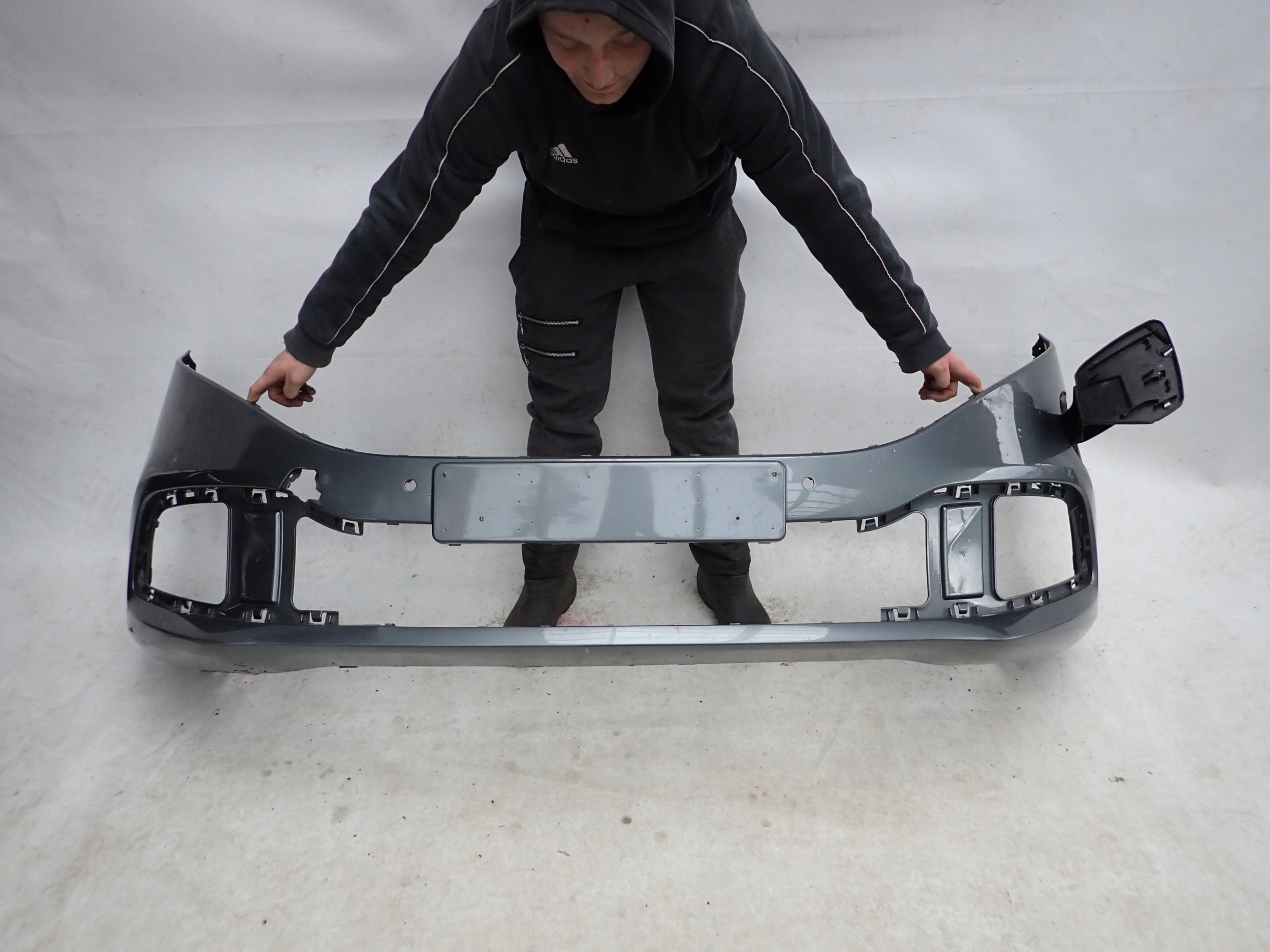 MERCEDES V-KLASA EQV LIFT 19- bumper front front PDC