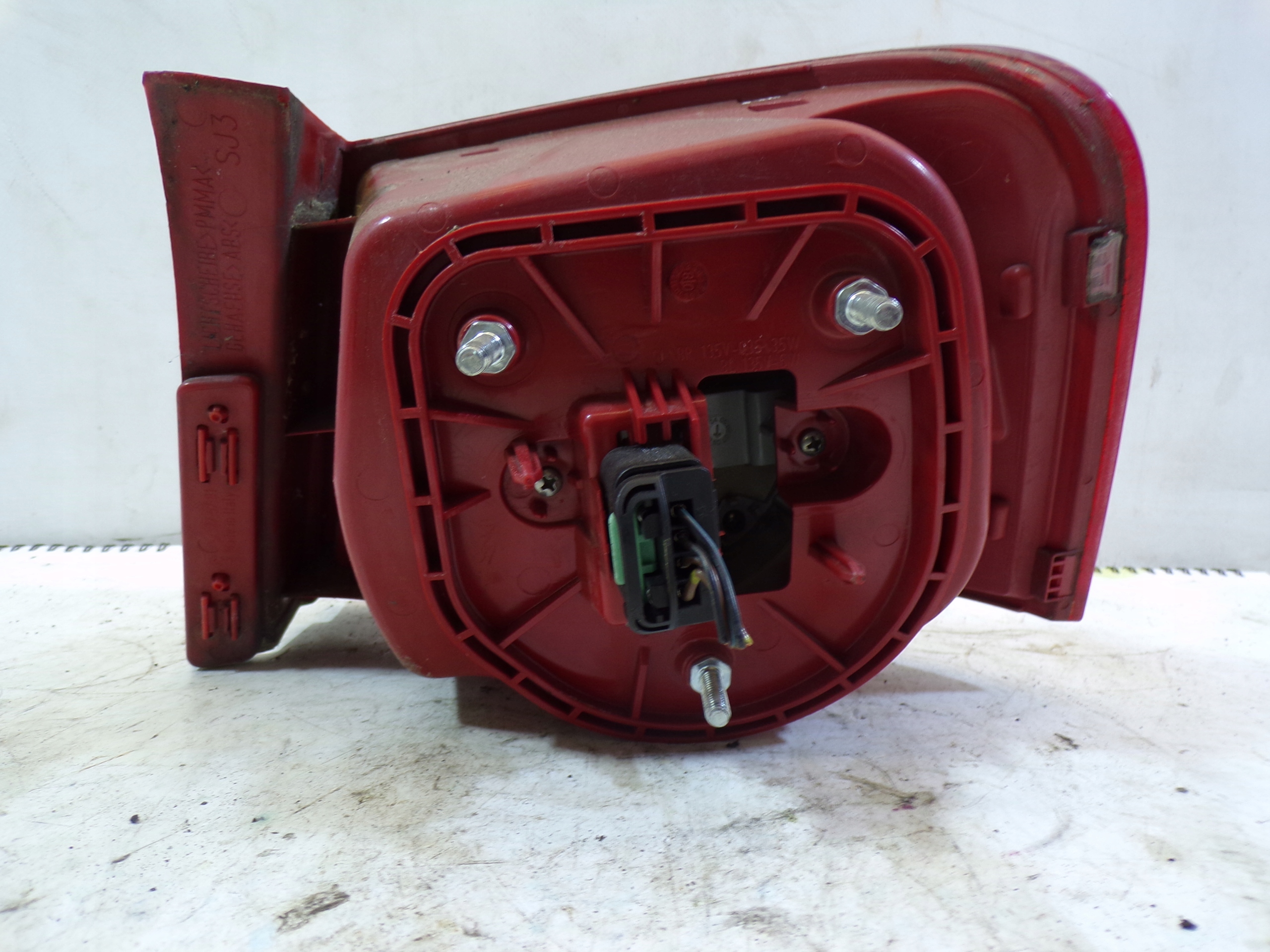 light rear rear part left VOLKSWAGEN PASSAR B6 sedan (K)