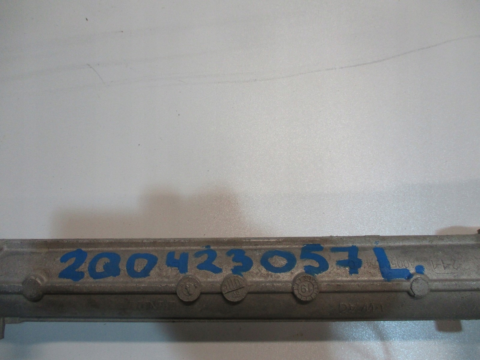 BOÎTER DIRECTION VW 2Q0423057L