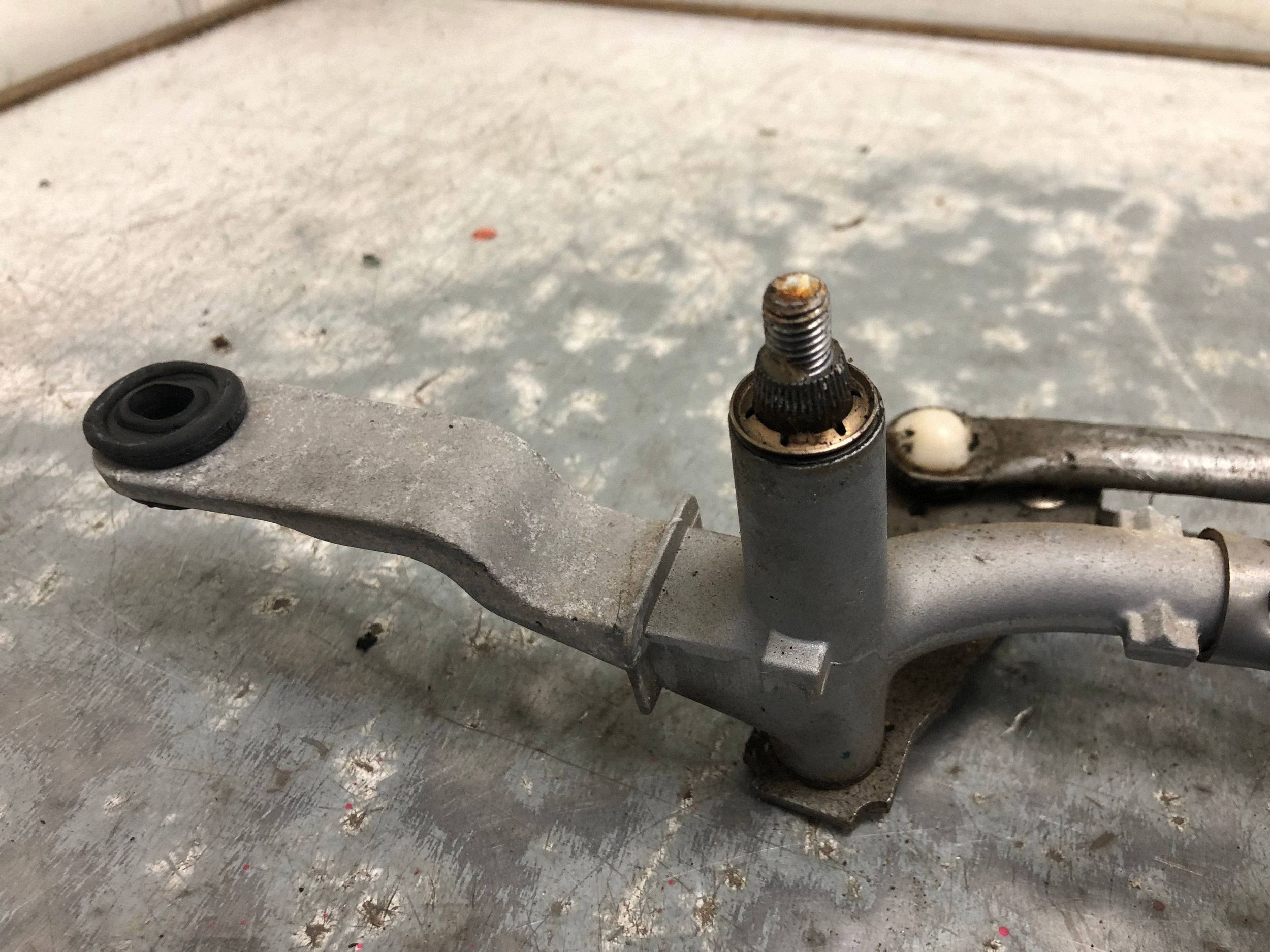 meccanismo motorino tergicristalli SUZUKI CELERIO 38110-84M01