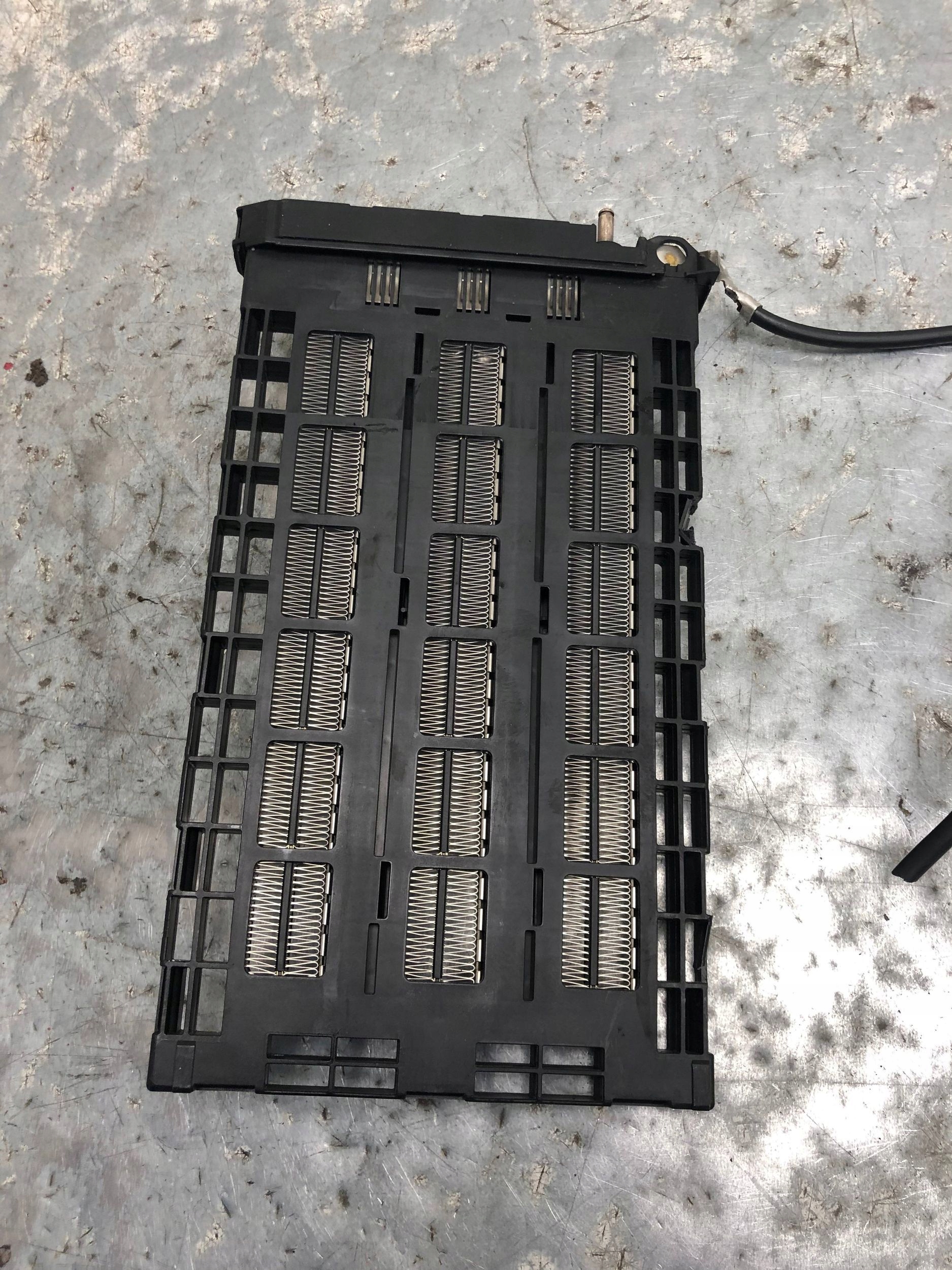 ohřívač elektricka BMW X1 E84 9194595