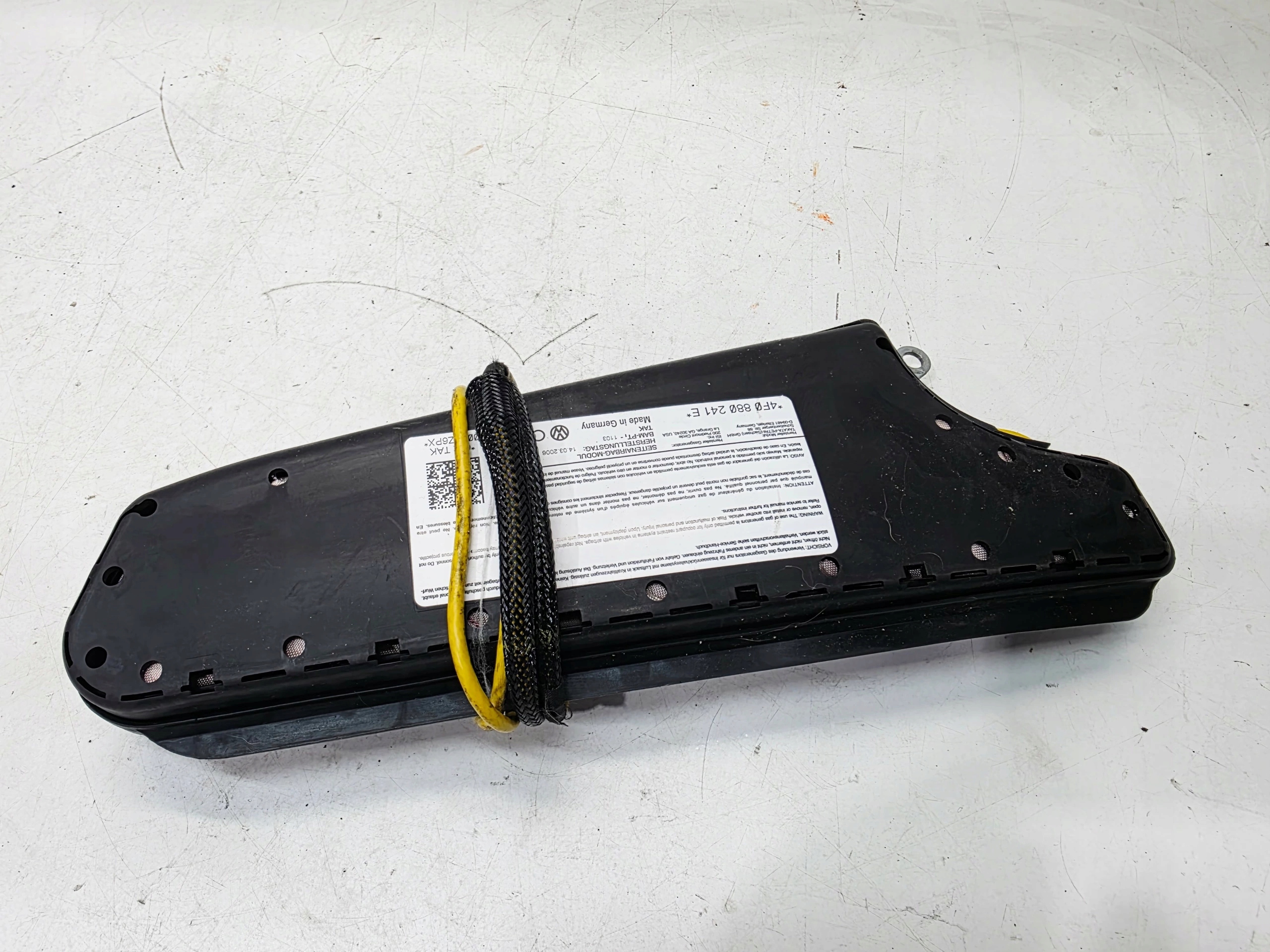 seat airbag left front AUDI A6 C6 4F0880241E