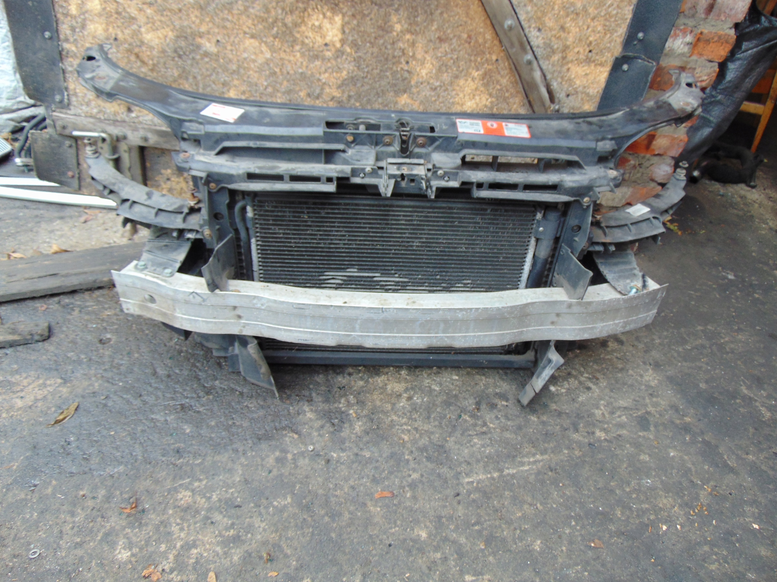 AUDI A3p ПЕРЕДНЯ ПАНЕЛЬ ПЕРЕДНІЙ 2tdi МЕХАНІКА НА ДВА ВЕНТИЛЯТОРИ BKD BKC