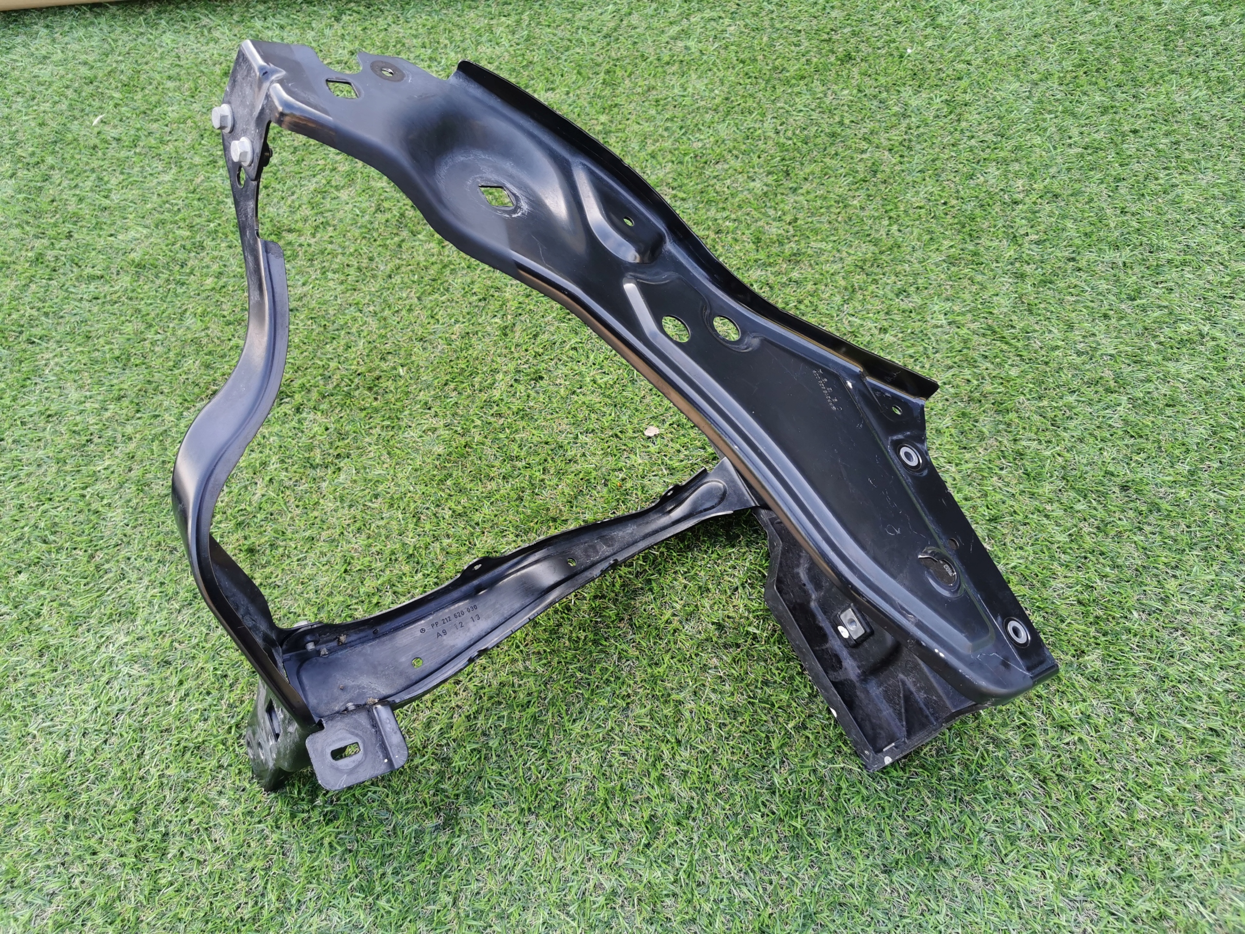 MERCEDES CLS 218 OKULAR LAMPY PRAWY