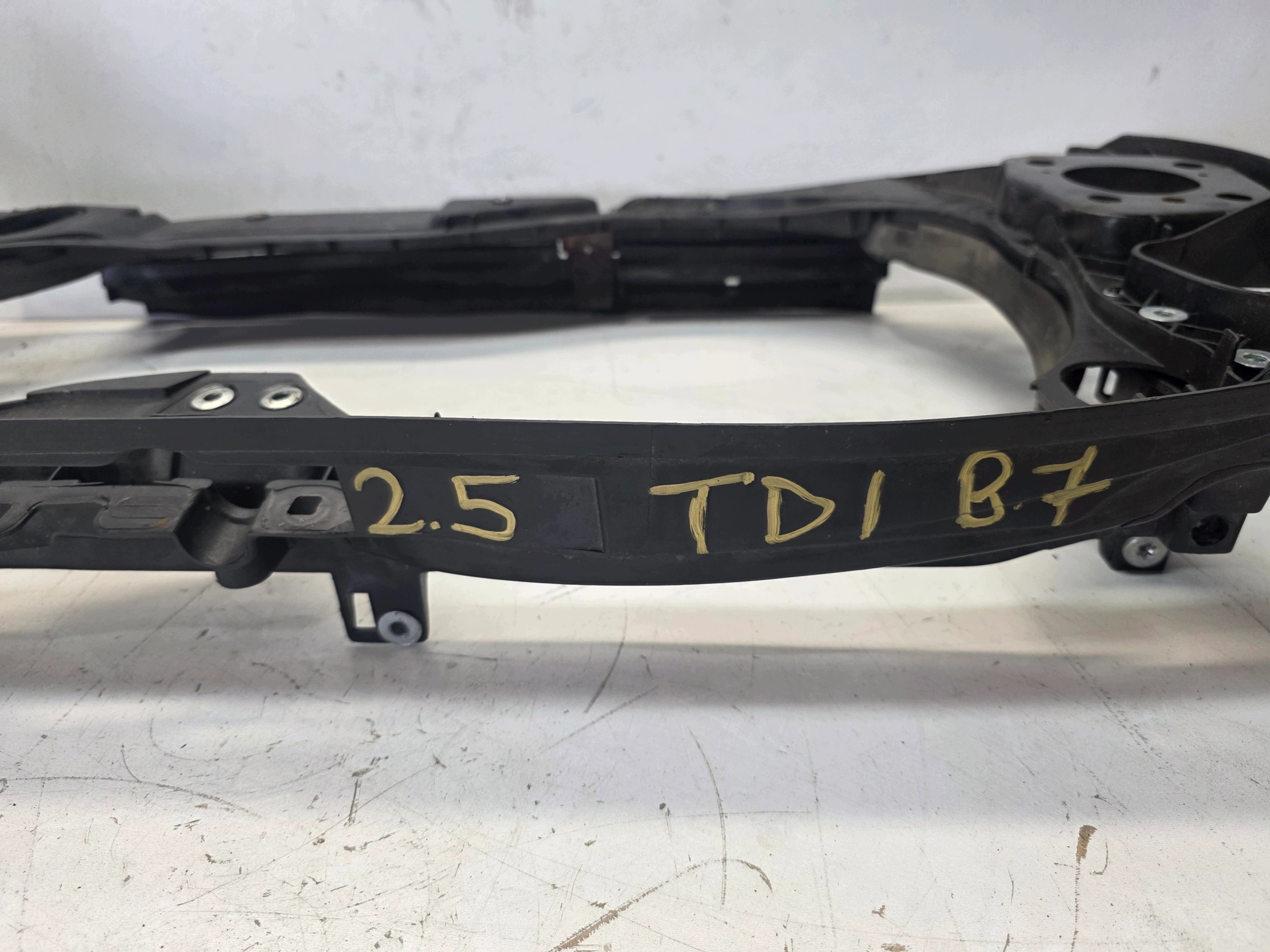 support panel for radiators unprotected AUDI A4 B7 2.5 TDI 8E0805594