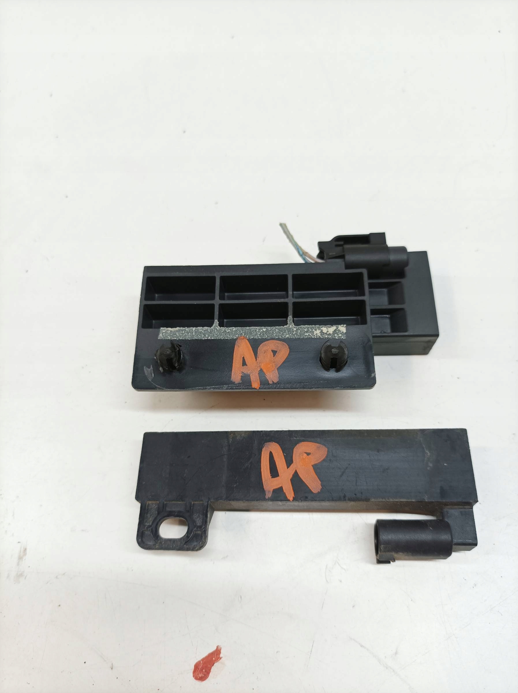 amplifier KOMPLET 68071978AA Dodge Charger VII (2011- )