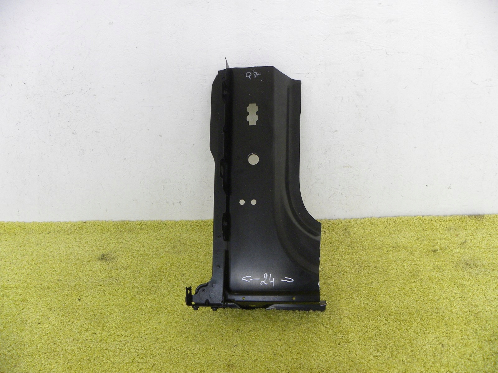 Поріг Audi Q7 2 IIm 14- Зліва