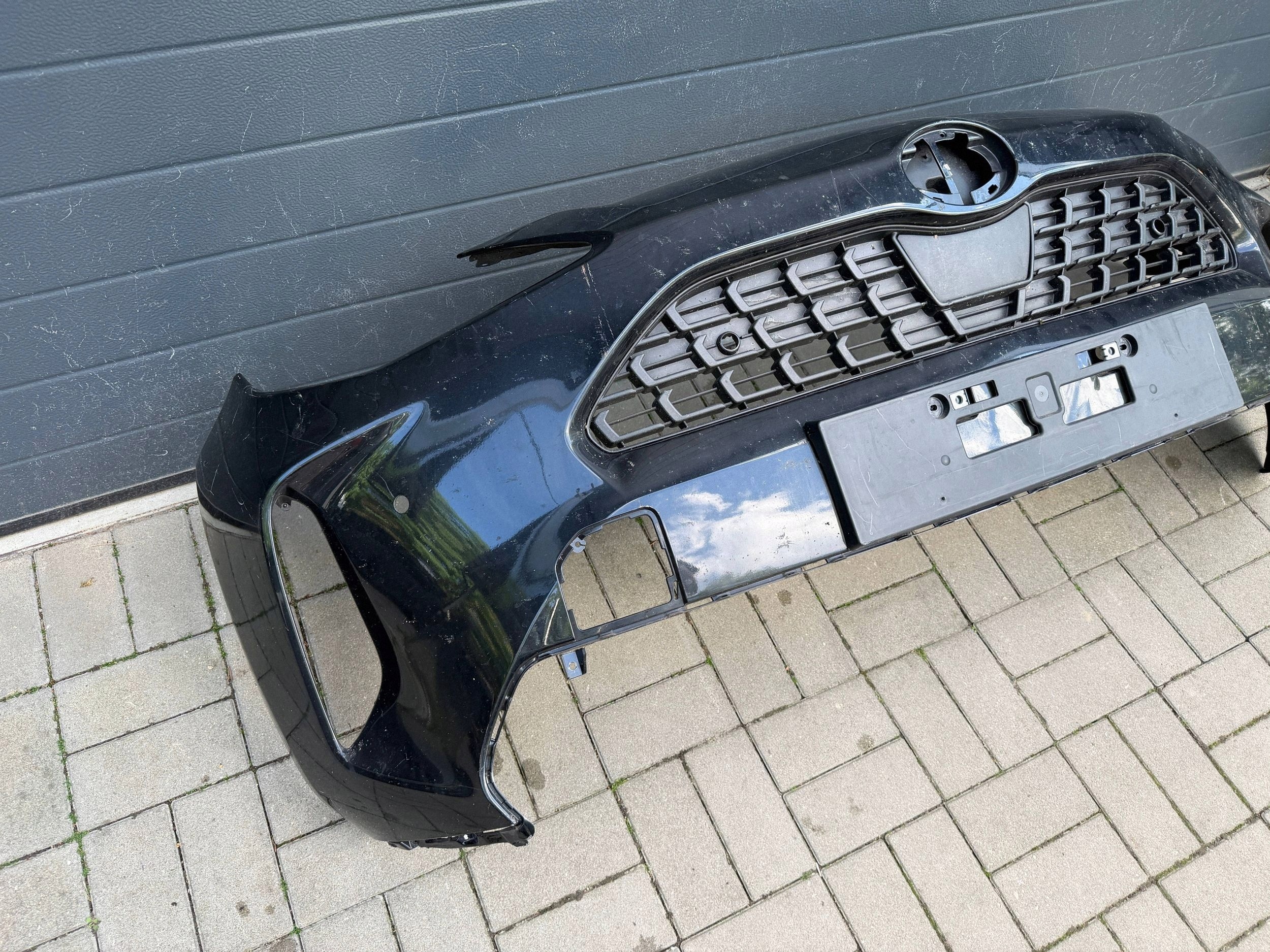 Toyota Yaris Cross 20- bumper front front