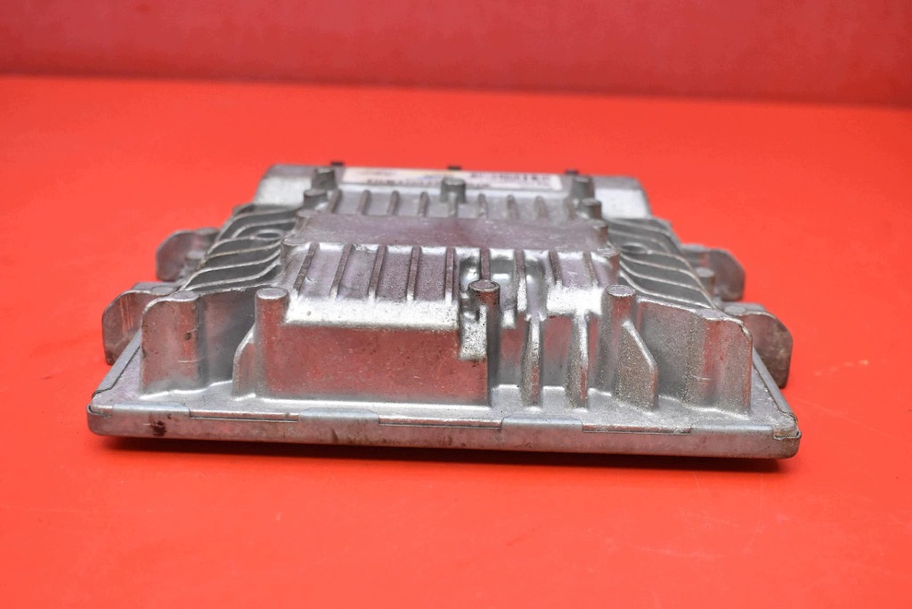control unit computer of the engine 8V21-12A650-CD MAZDA 2 II DE 1.4 TDCI 68KM 07-10