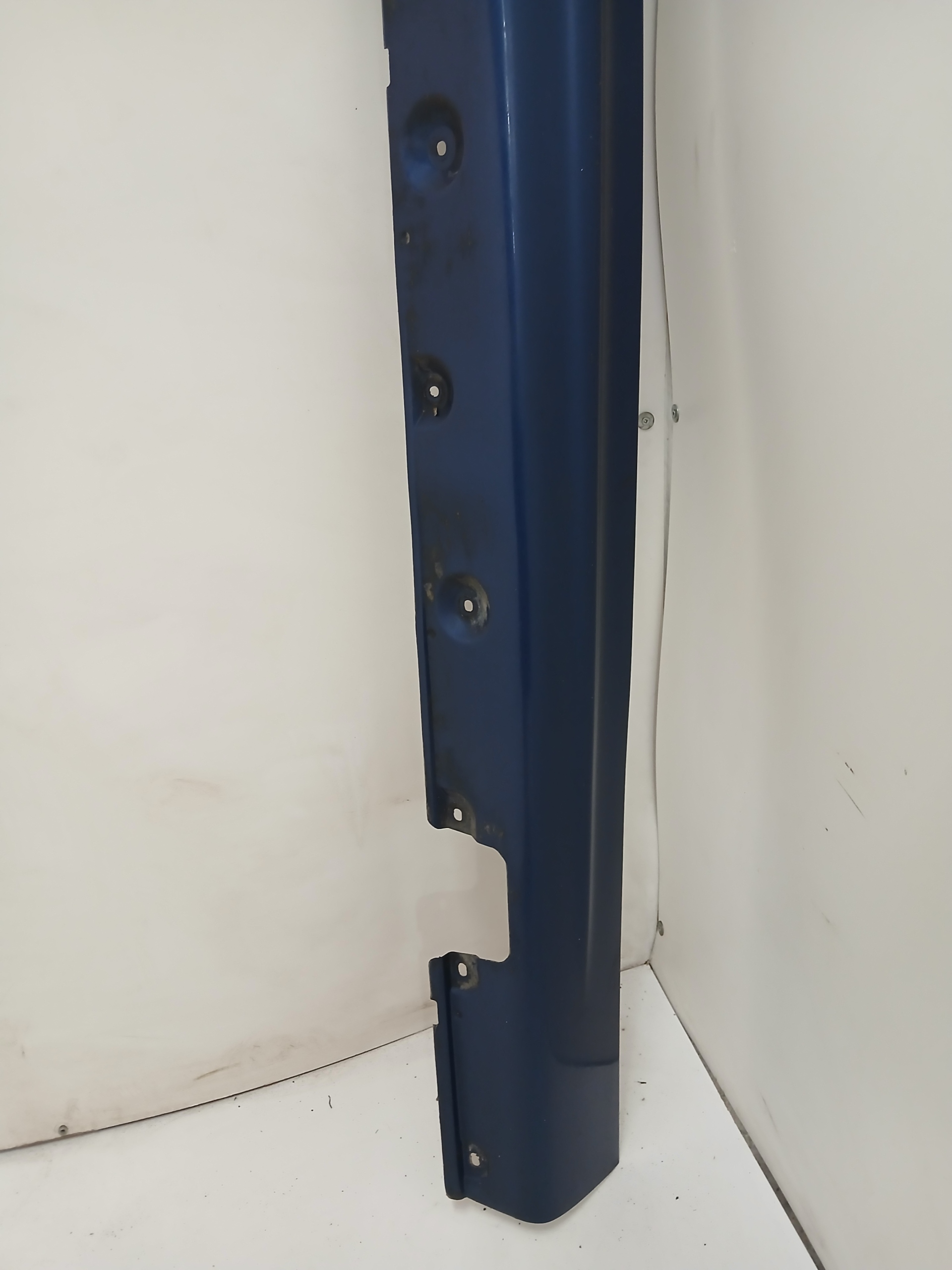 moulding threshold right BMW E46 LIFT M PAKIET TOPASBLAU