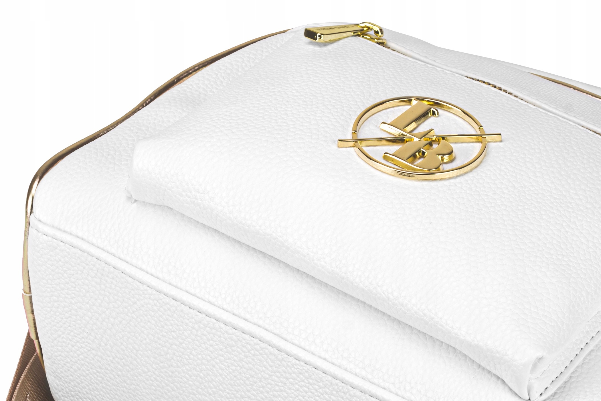 POLSKA TOREBKA DAMSKA LISTONOSZKA KUFEREK BIAŁA Z PASKIEM NA RAMIĘ Materiał dominujący skóra ekologiczna