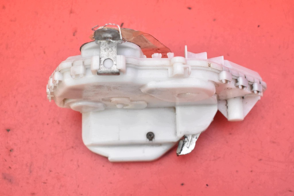 lock door right front front EU HONDA ACCORD 8 VIII 07-11