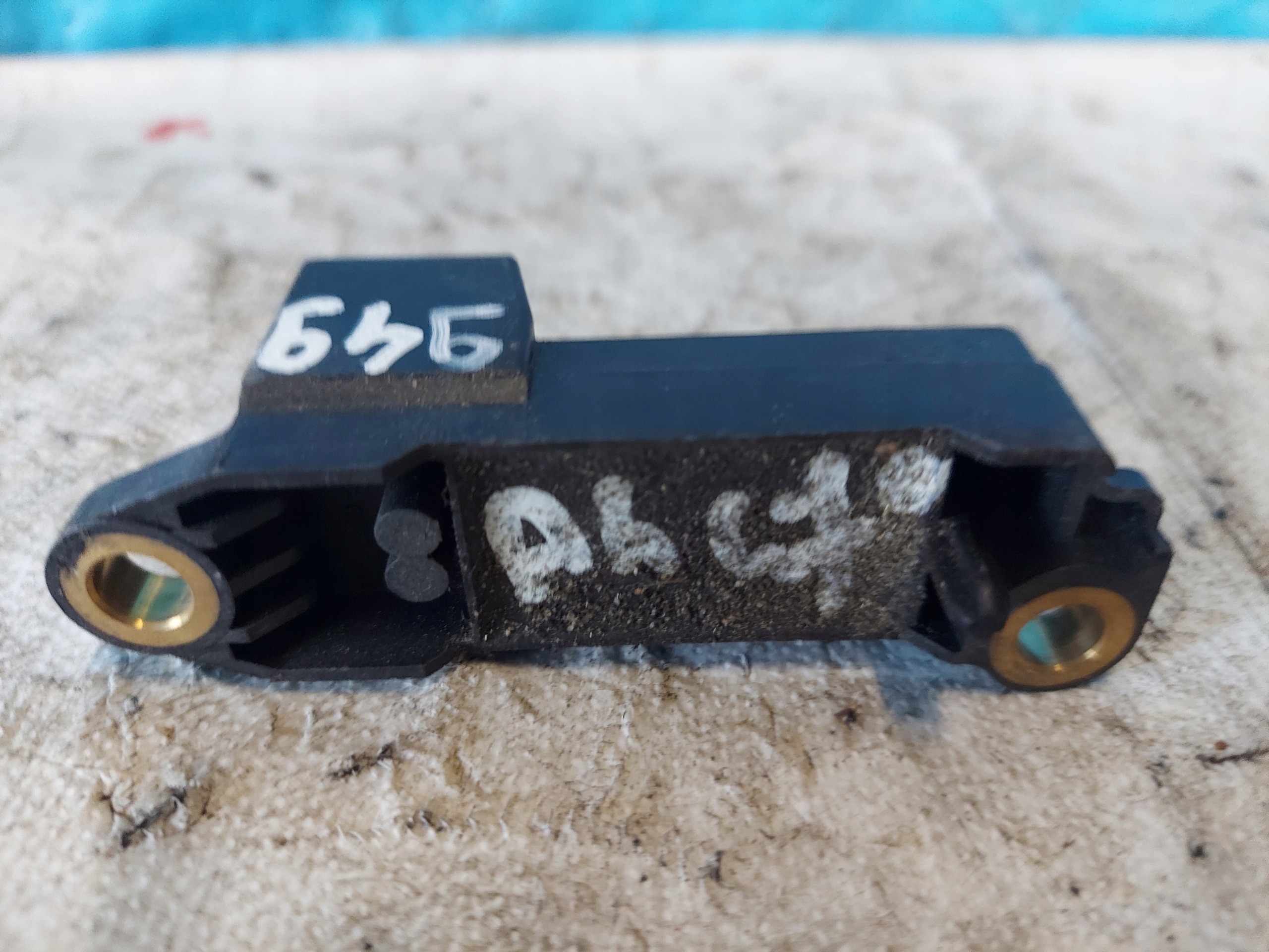 A4 B5 LIFT 8D0959643B crashsensor drucksensor BOCZNEGO