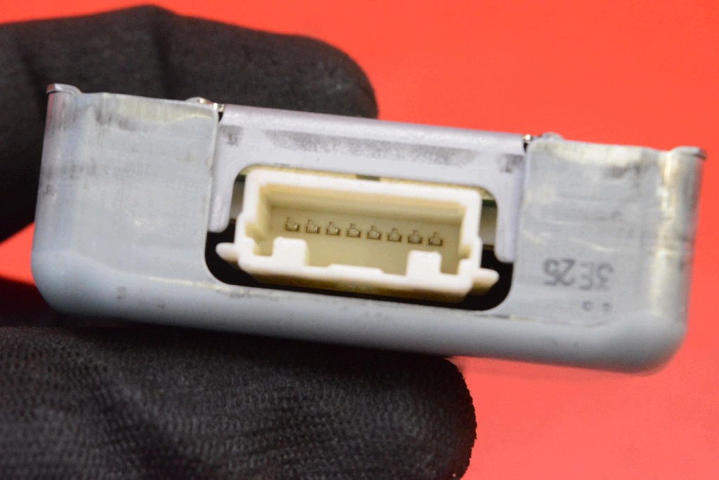 control unit module ALARMU 86572-K0010 TOYOTA YARIS 4 IV 20-24