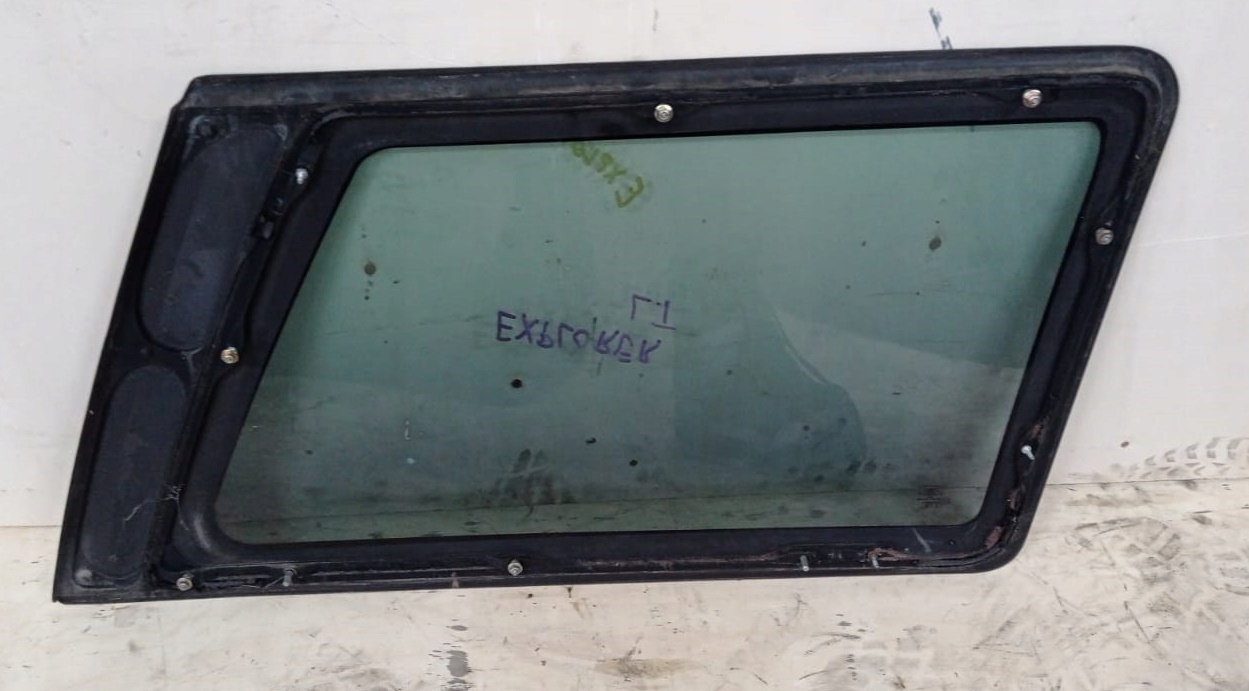 FORD EXPLORER II FL 98R window bodywork left rear part