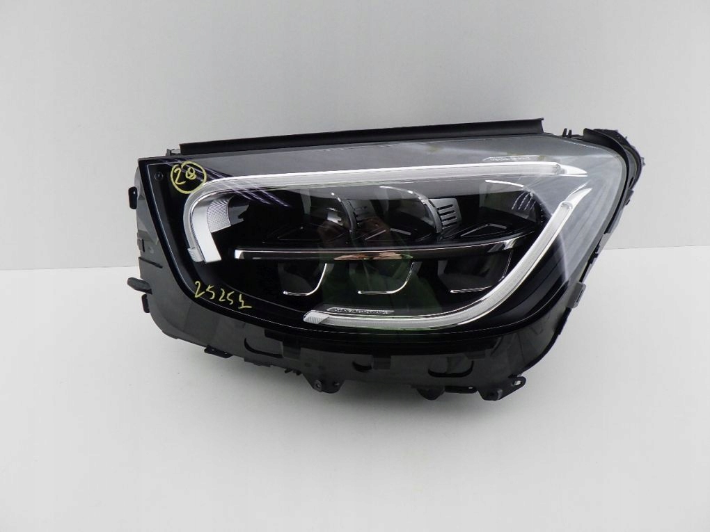 MERCEDES GLC W 253 LIFT FULL LED PERFORMANCE light front left