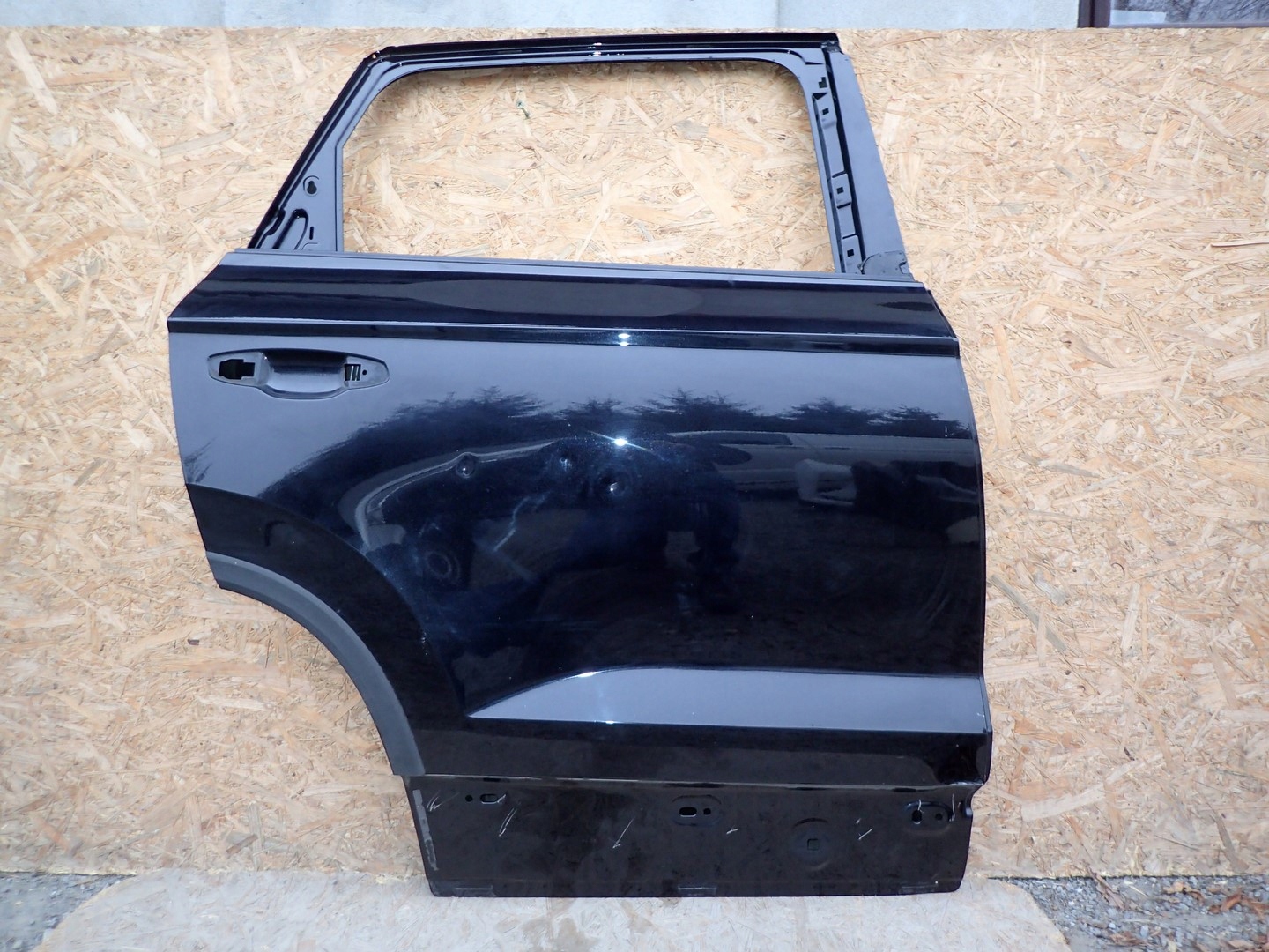 door right rear part right rear. SEAT ATECA 575 2016