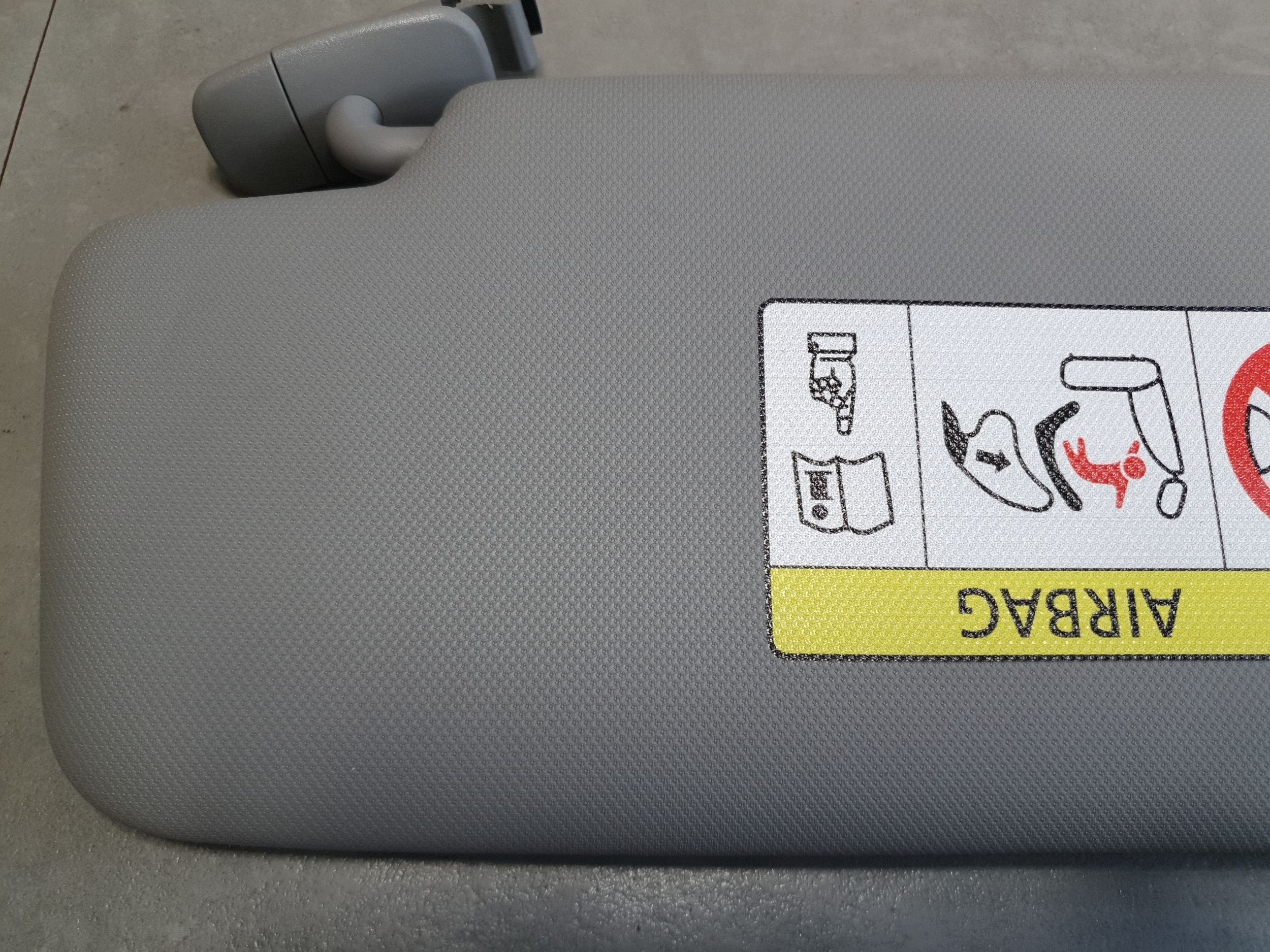 Audi Q6 e-tron blende abdeckung sonnen rechts 85H857552D
