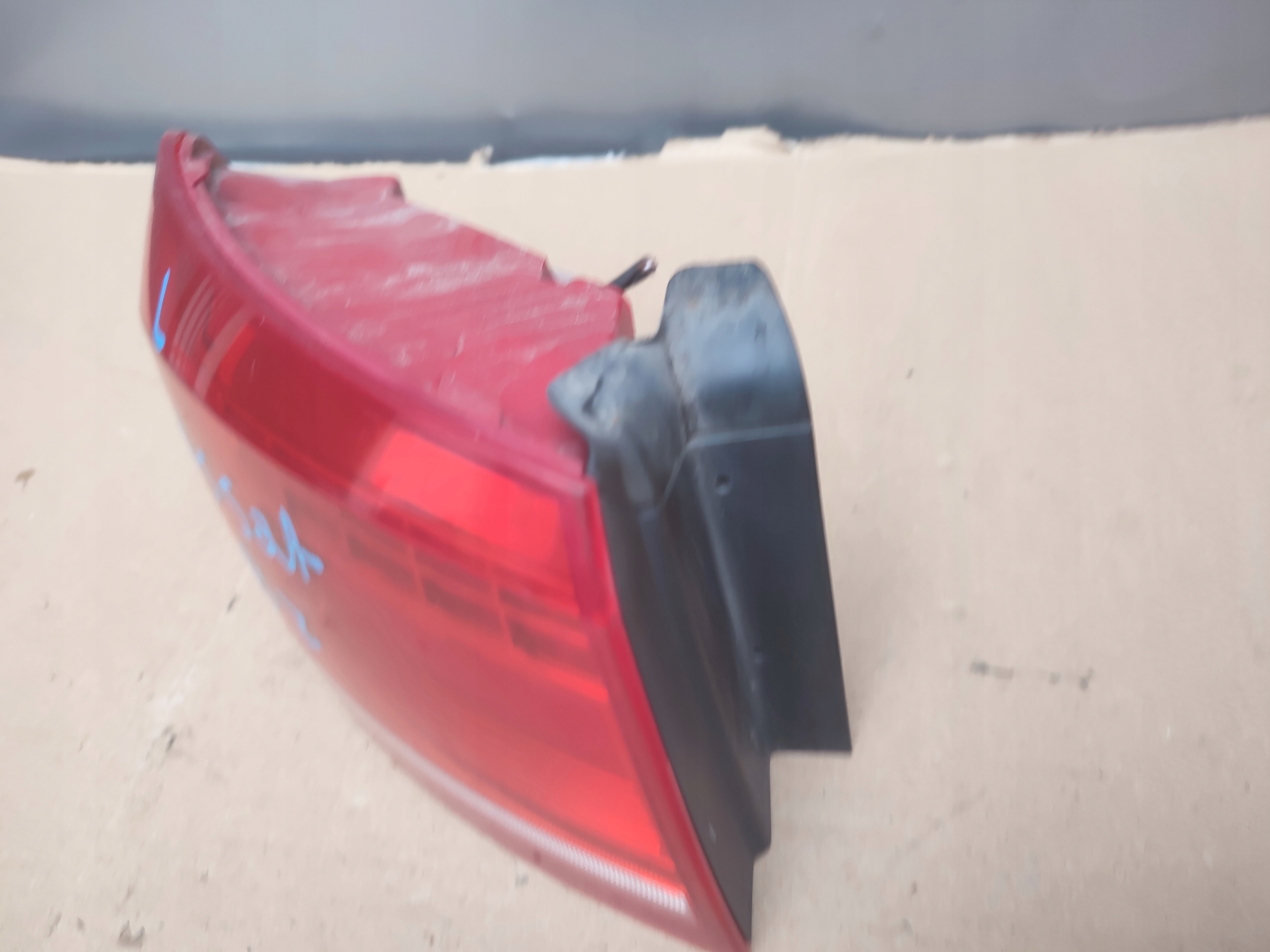 light left rear part left rear Volkswagen Passat B7 kombi LED