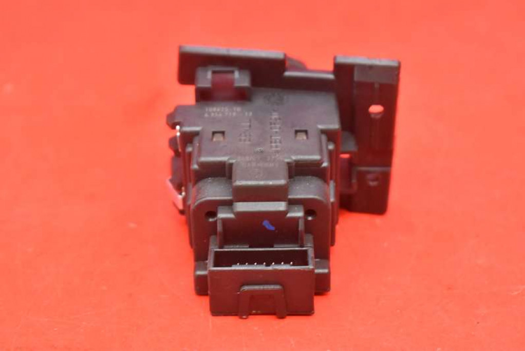 ignition key button 6954719 BMW E90 E91 2.0 D 143 KM LIFT 08-13